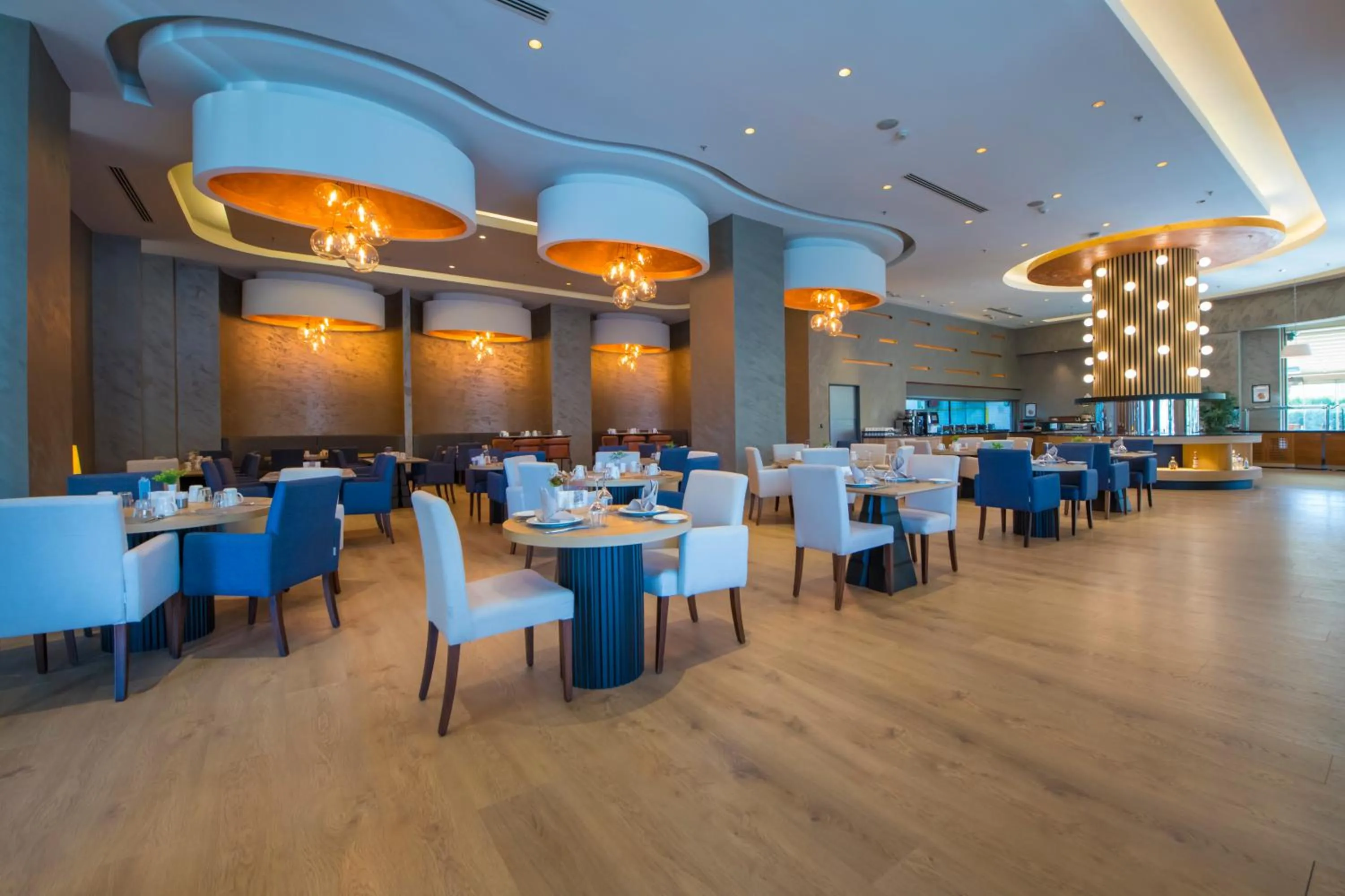 Restaurant/places to eat in Crowne Plaza Kayseri by IHG