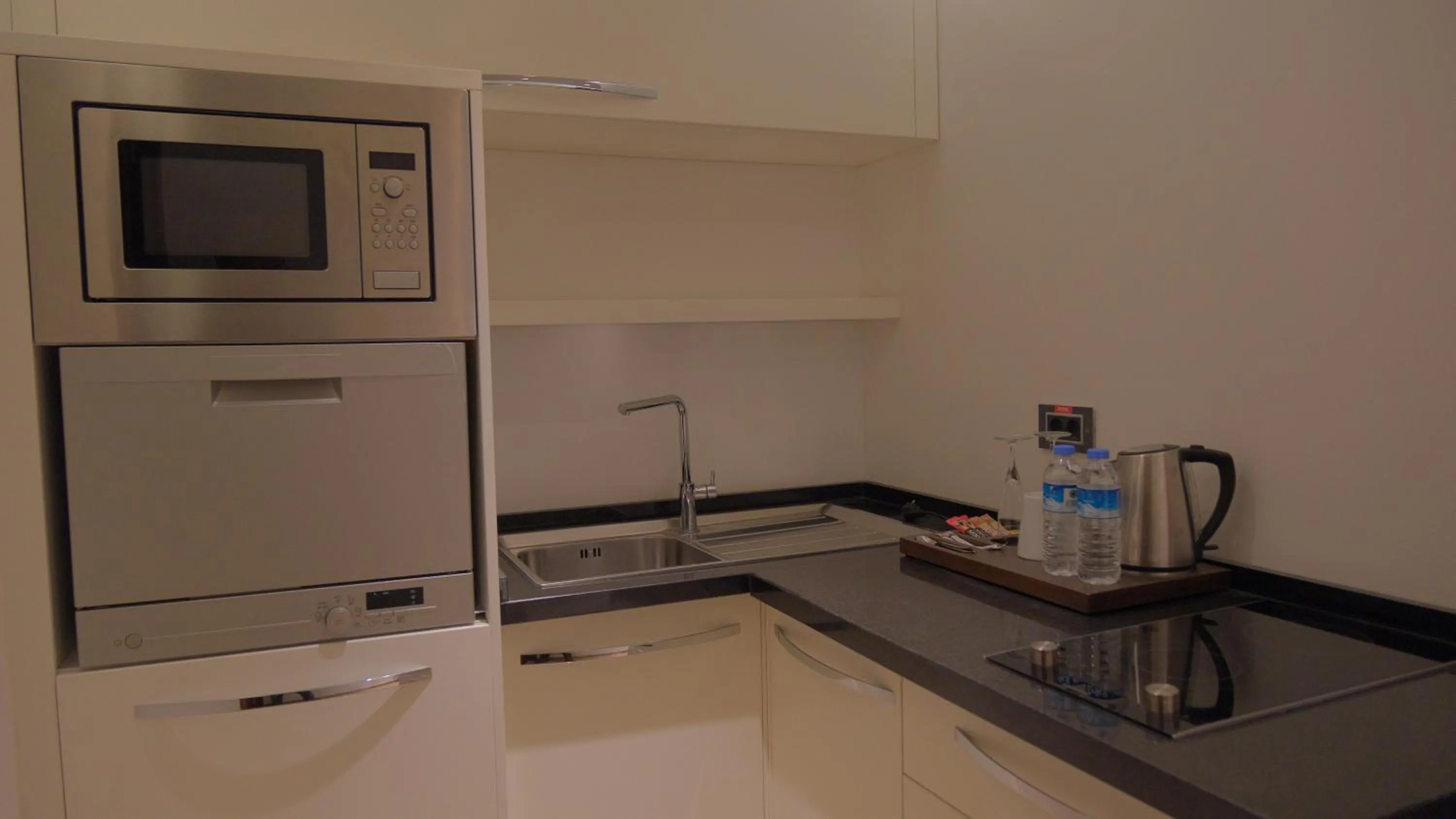 Photo of the whole room in Crowne Plaza Kayseri by IHG