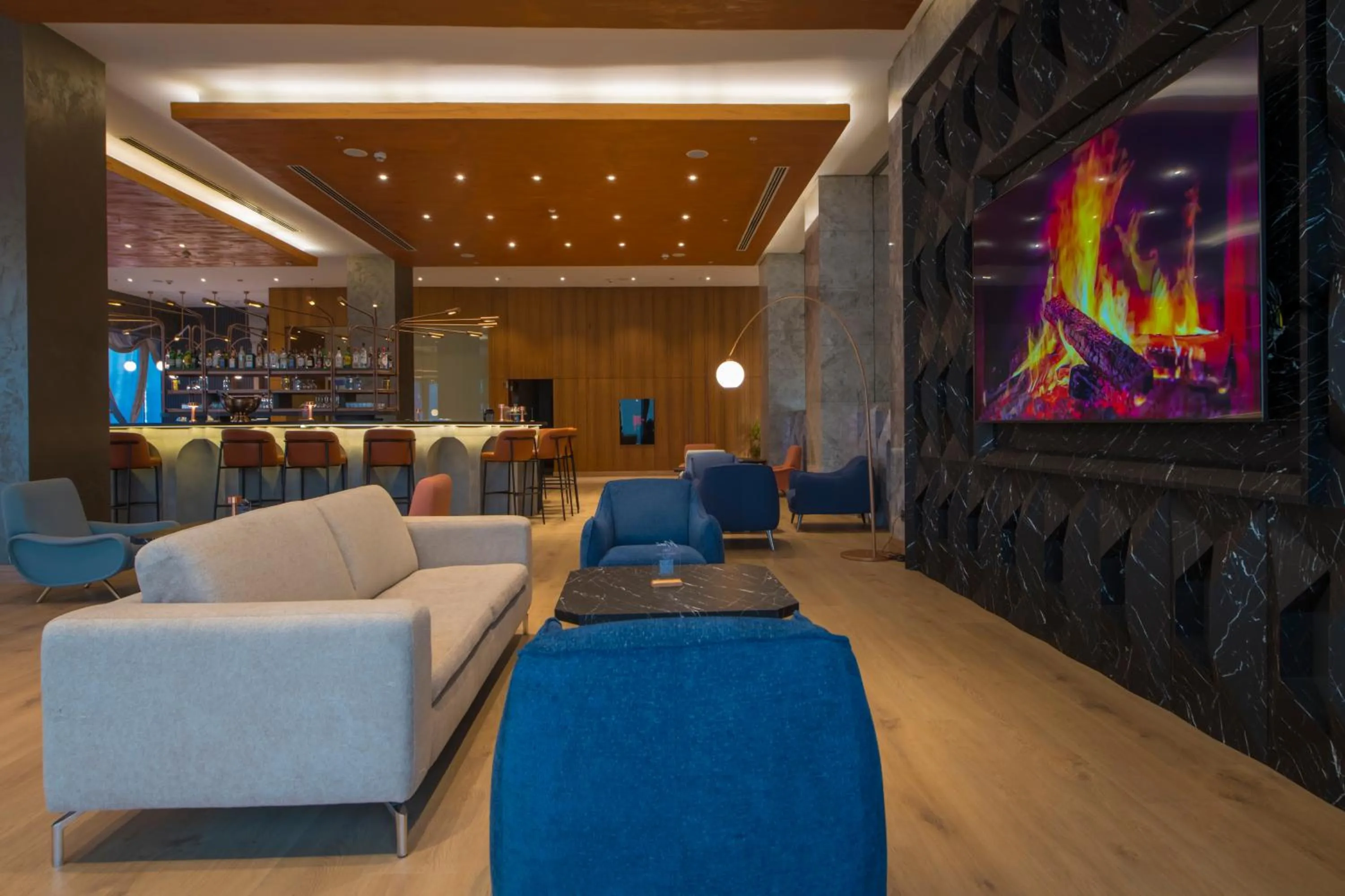 Lobby or reception in Crowne Plaza Kayseri by IHG