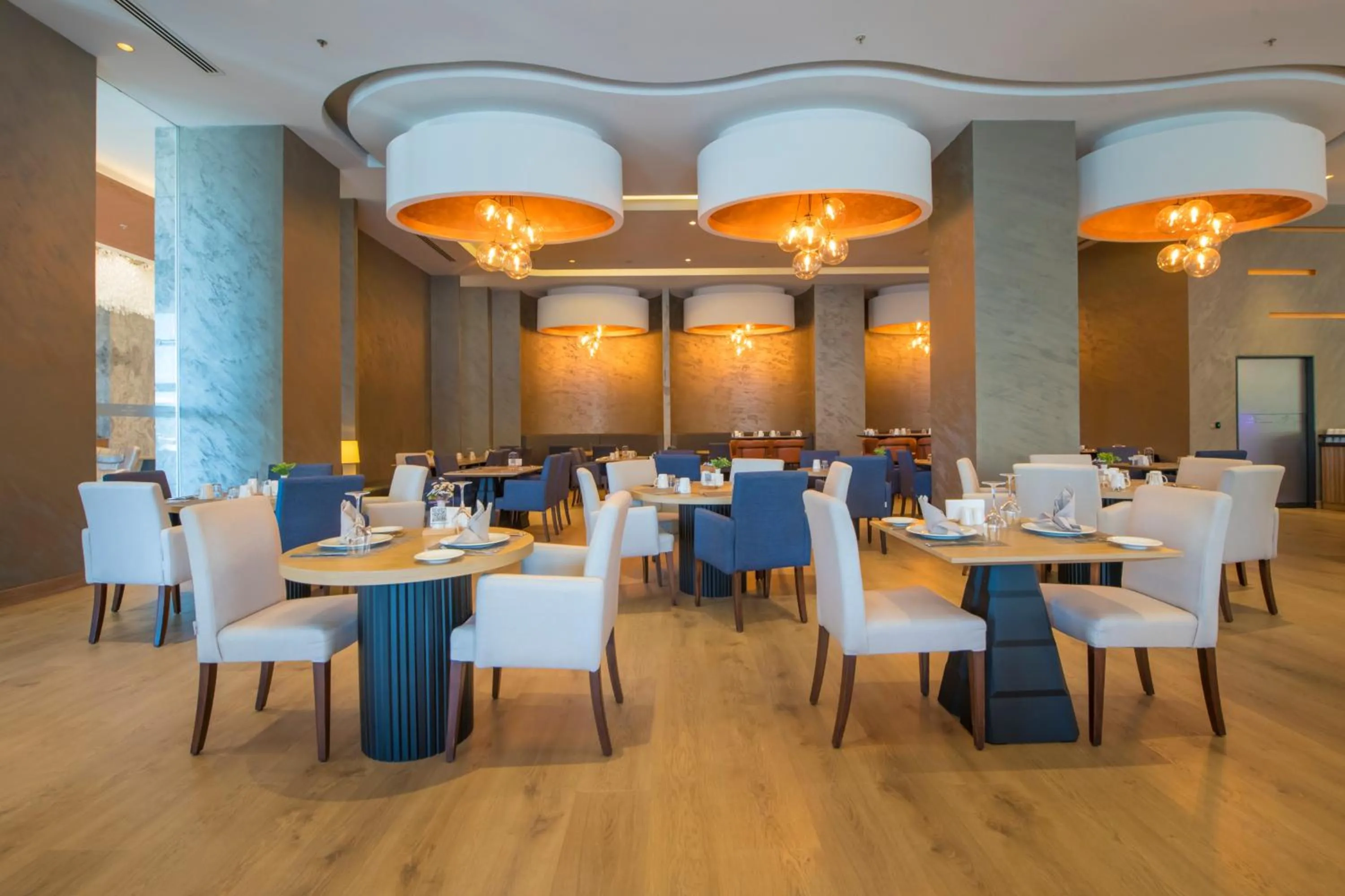Restaurant/places to eat in Crowne Plaza Kayseri by IHG