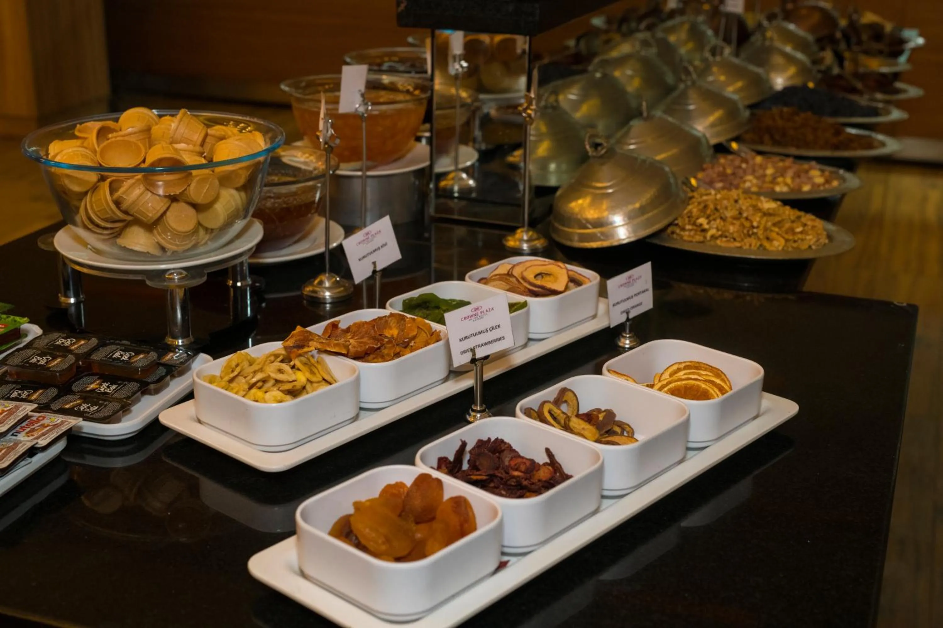 Food and drinks in Crowne Plaza Kayseri by IHG