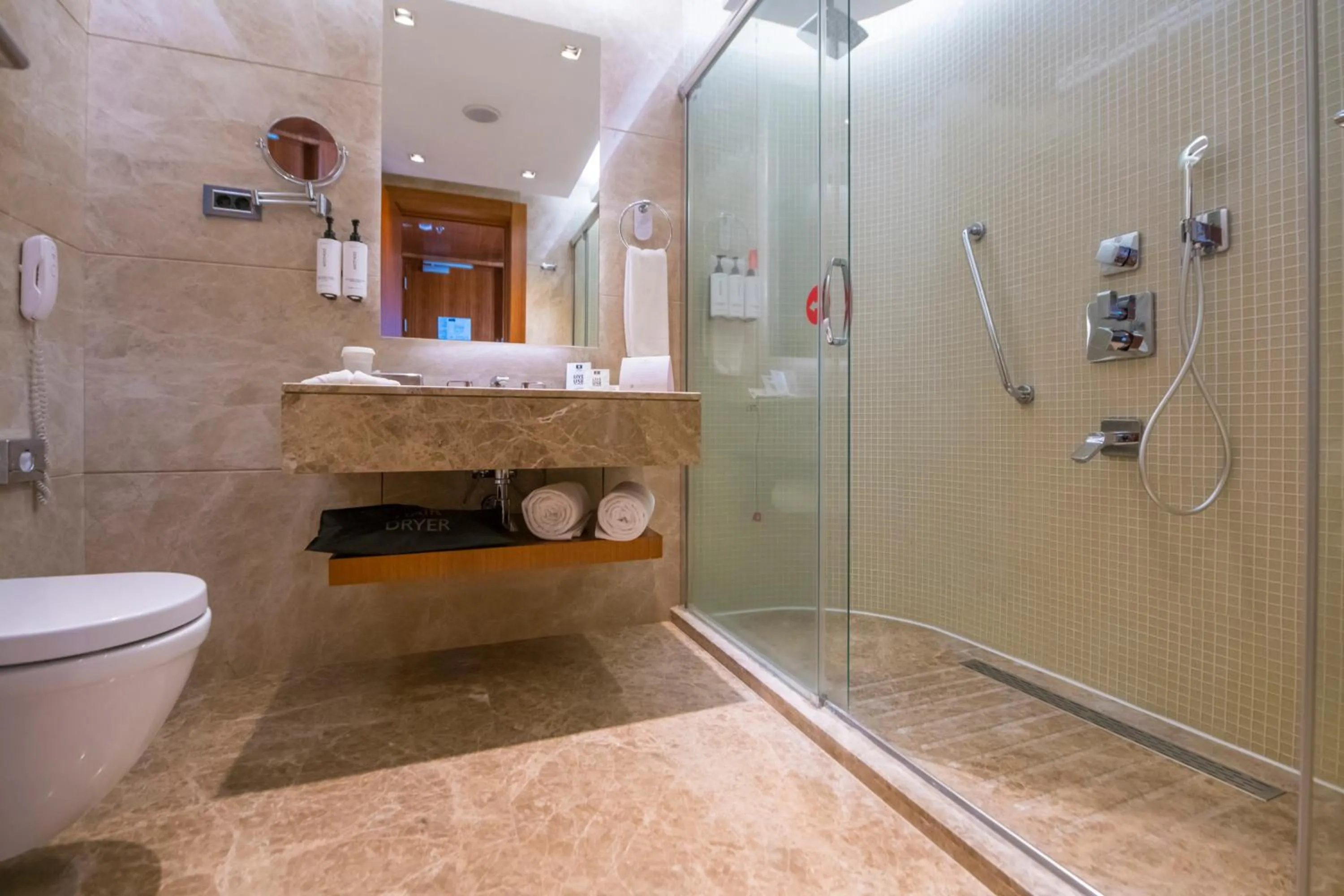 Bathroom in Crowne Plaza Kayseri by IHG