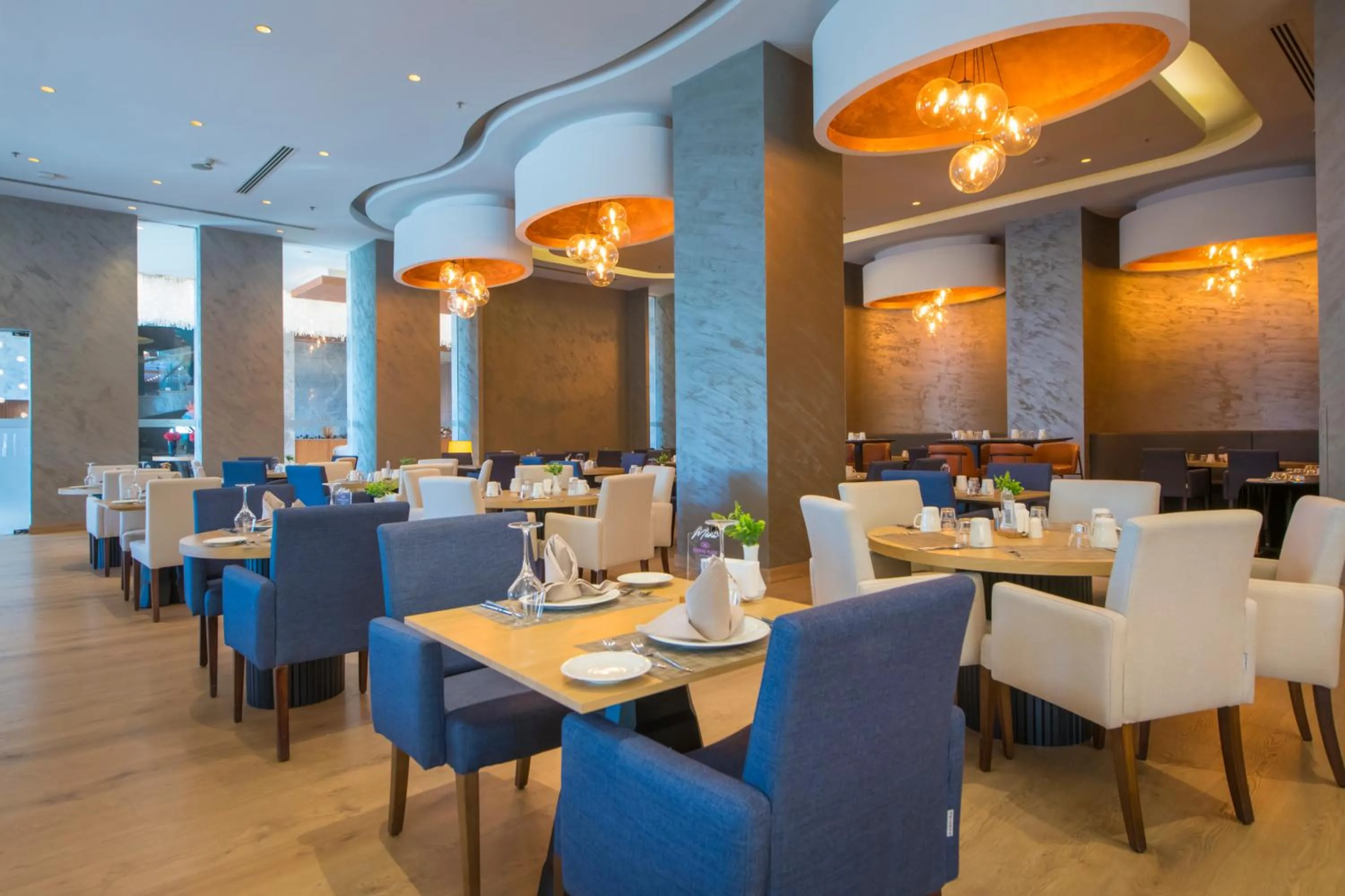 Restaurant/places to eat in Crowne Plaza Kayseri by IHG