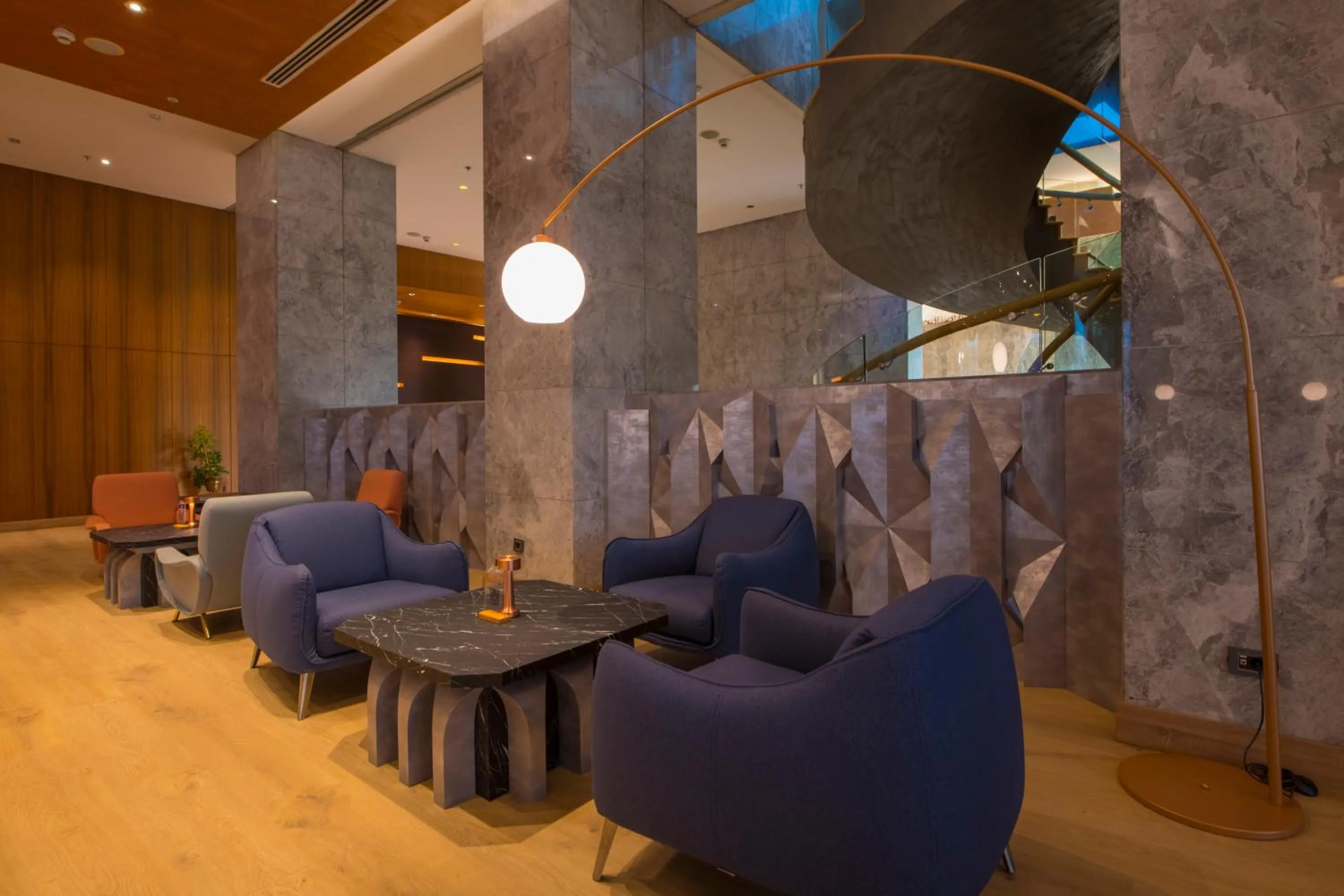 Seating area in Crowne Plaza Kayseri by IHG