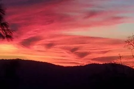 Natural landscape in Moon Ranch - a gateway to Yosemite
