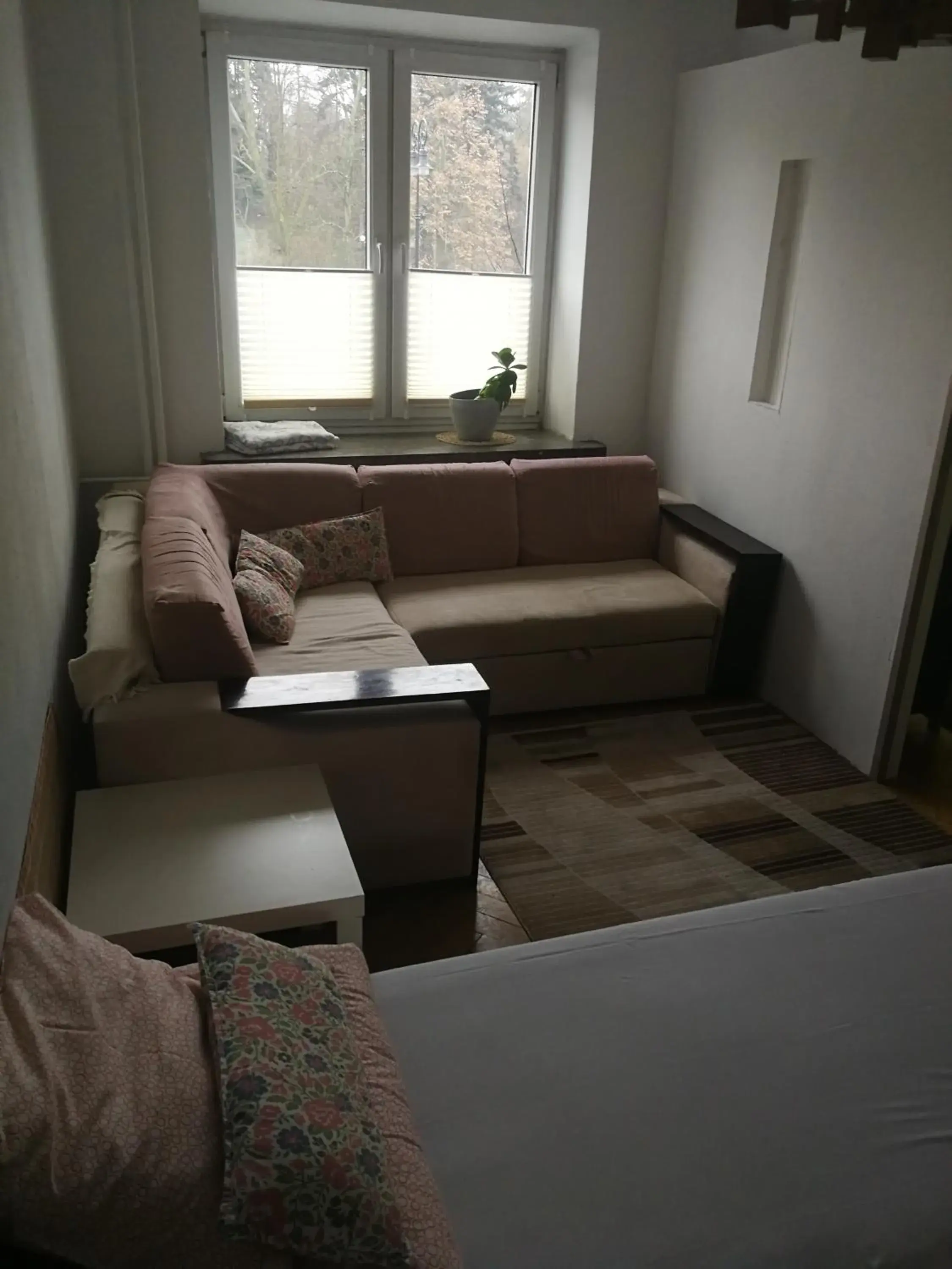 Quadruple Room with Private Bathroom in Hostel Tolek Quadruple Room with Private Bathroom in Hostel Tolek