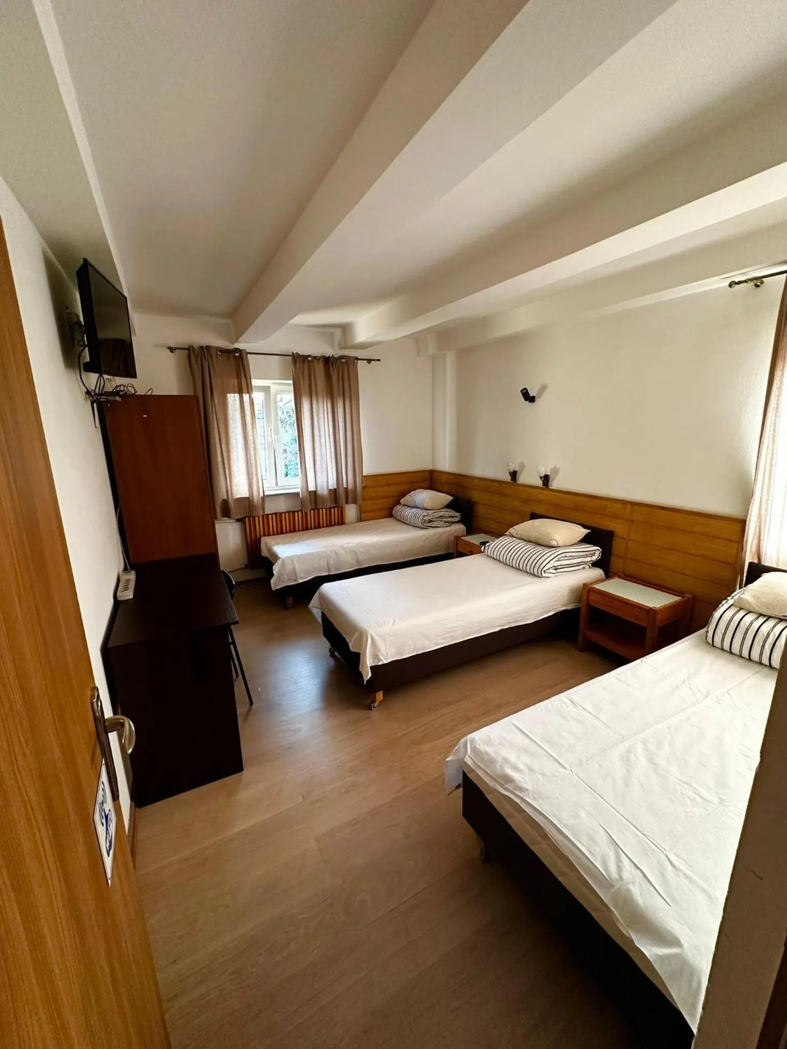 Photo of the whole room, Bed in Hostel Tolek