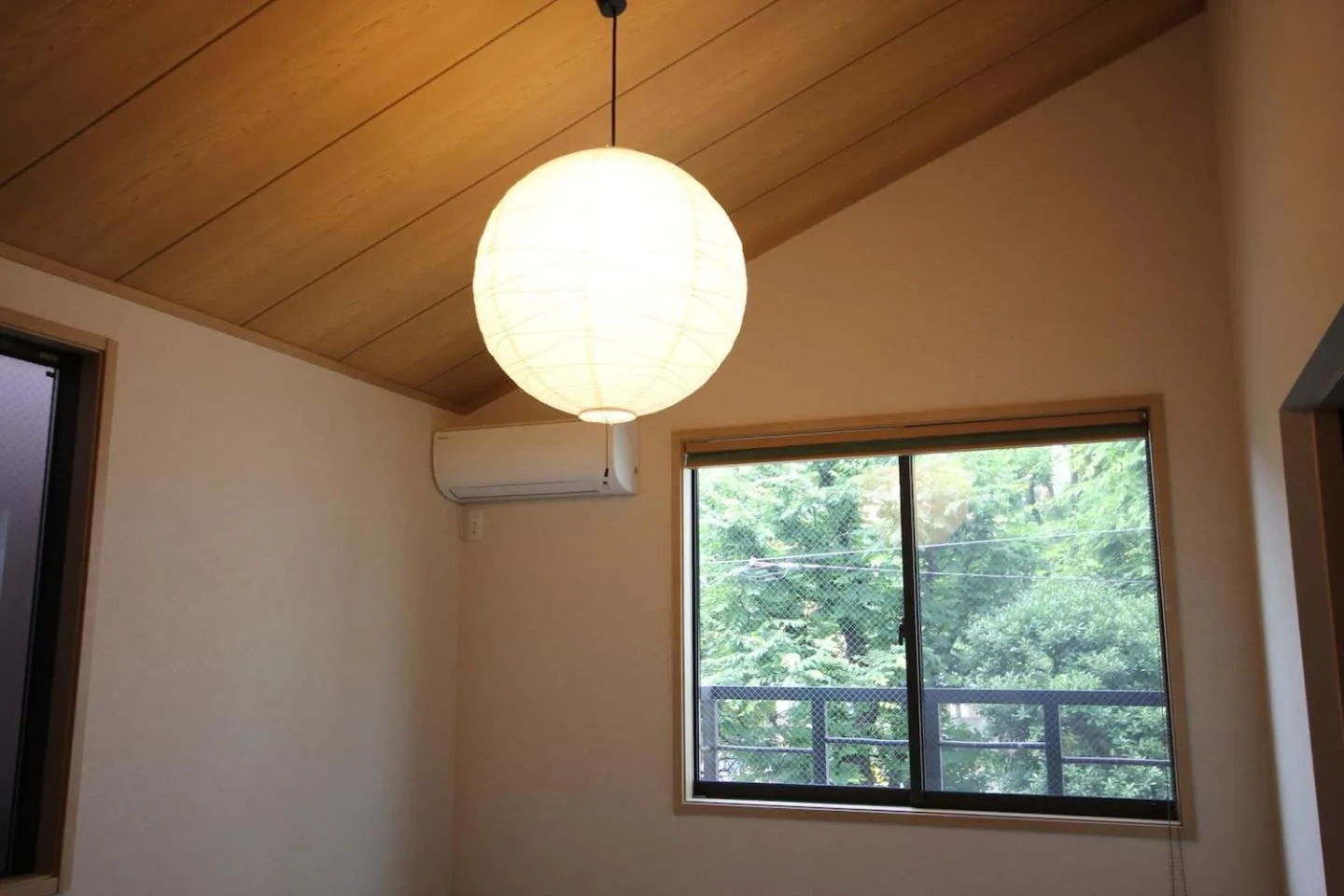 Photo of the whole room in YADOYA Asakusa-Honkan