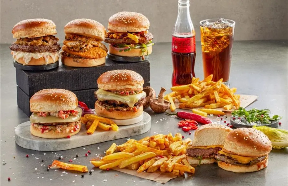 Restaurant/places to eat in Yeşilyurt Park Otel