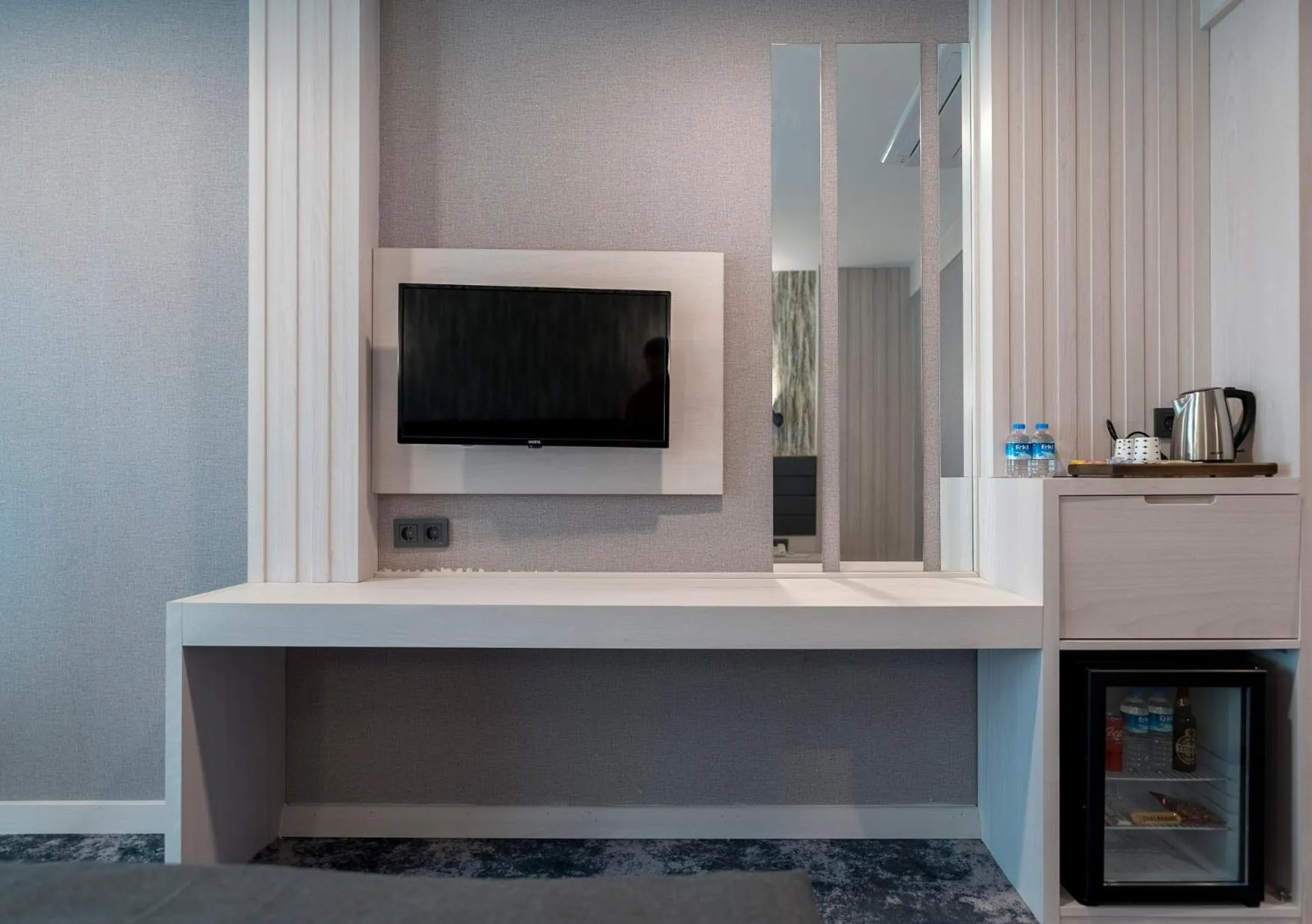 TV and multimedia in Yeşilyurt Park Otel