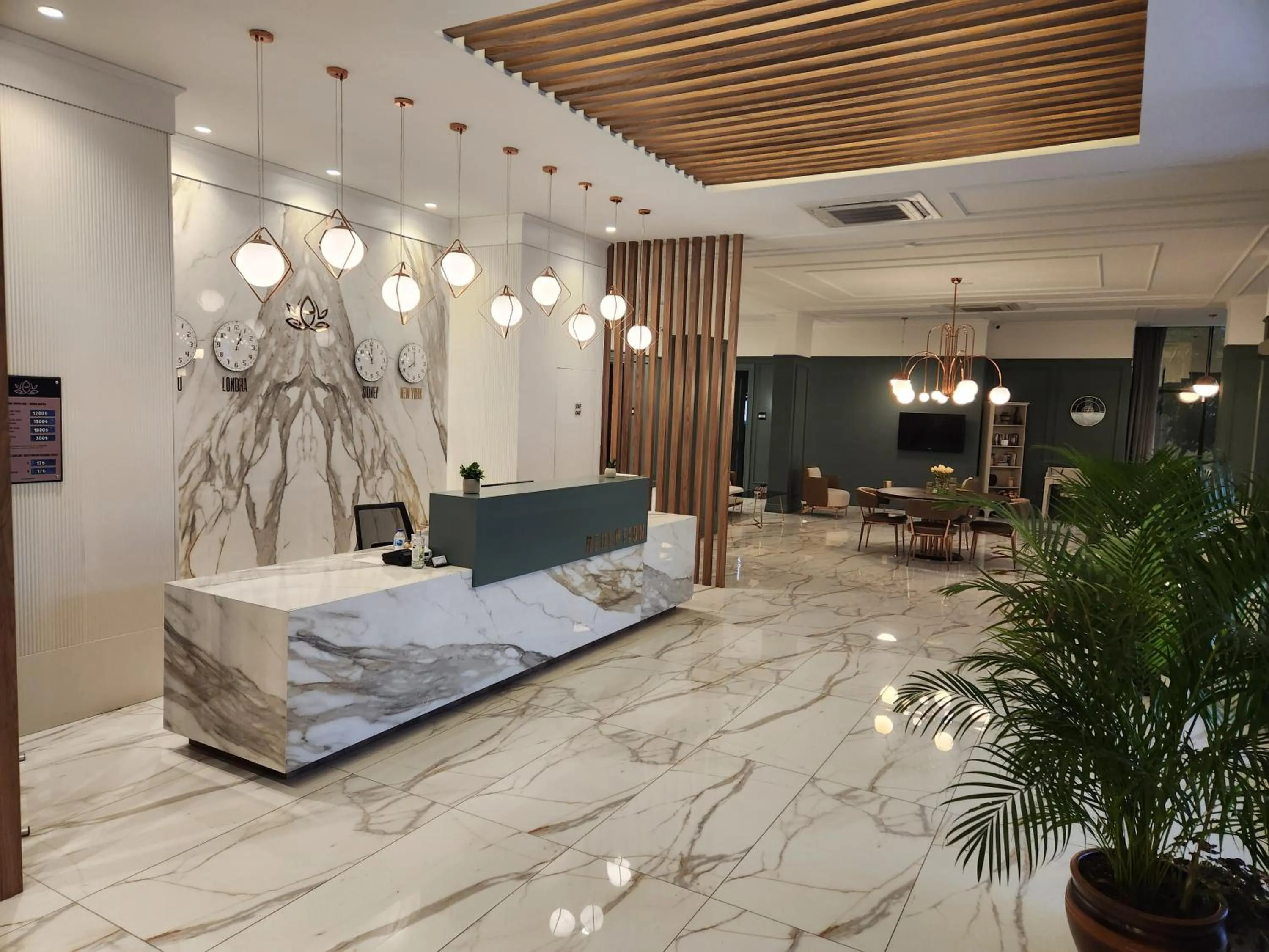 Lobby or reception in Yeşilyurt Park Otel