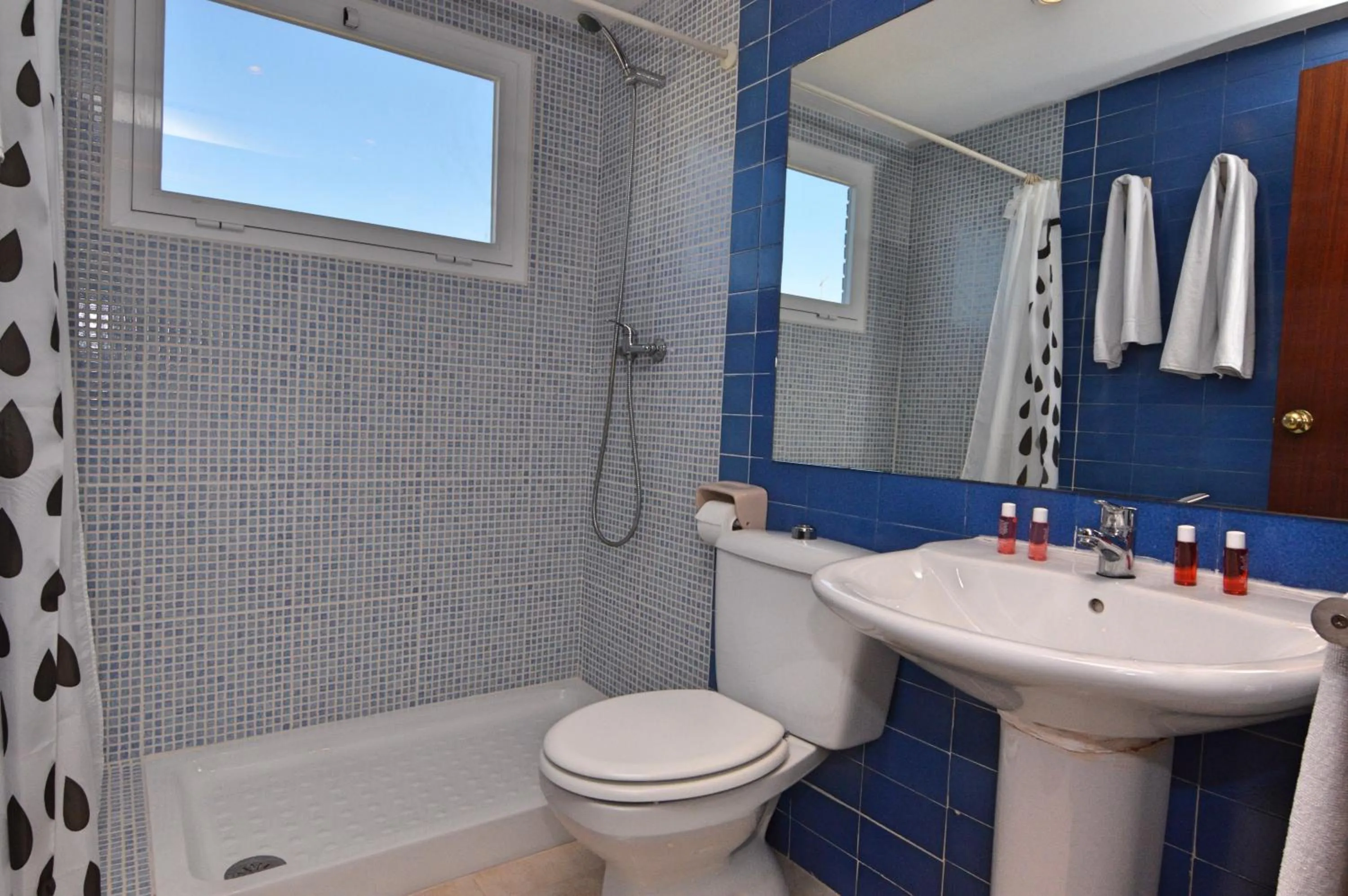 Bathroom in Apartamentos Buenos Aires By Mc