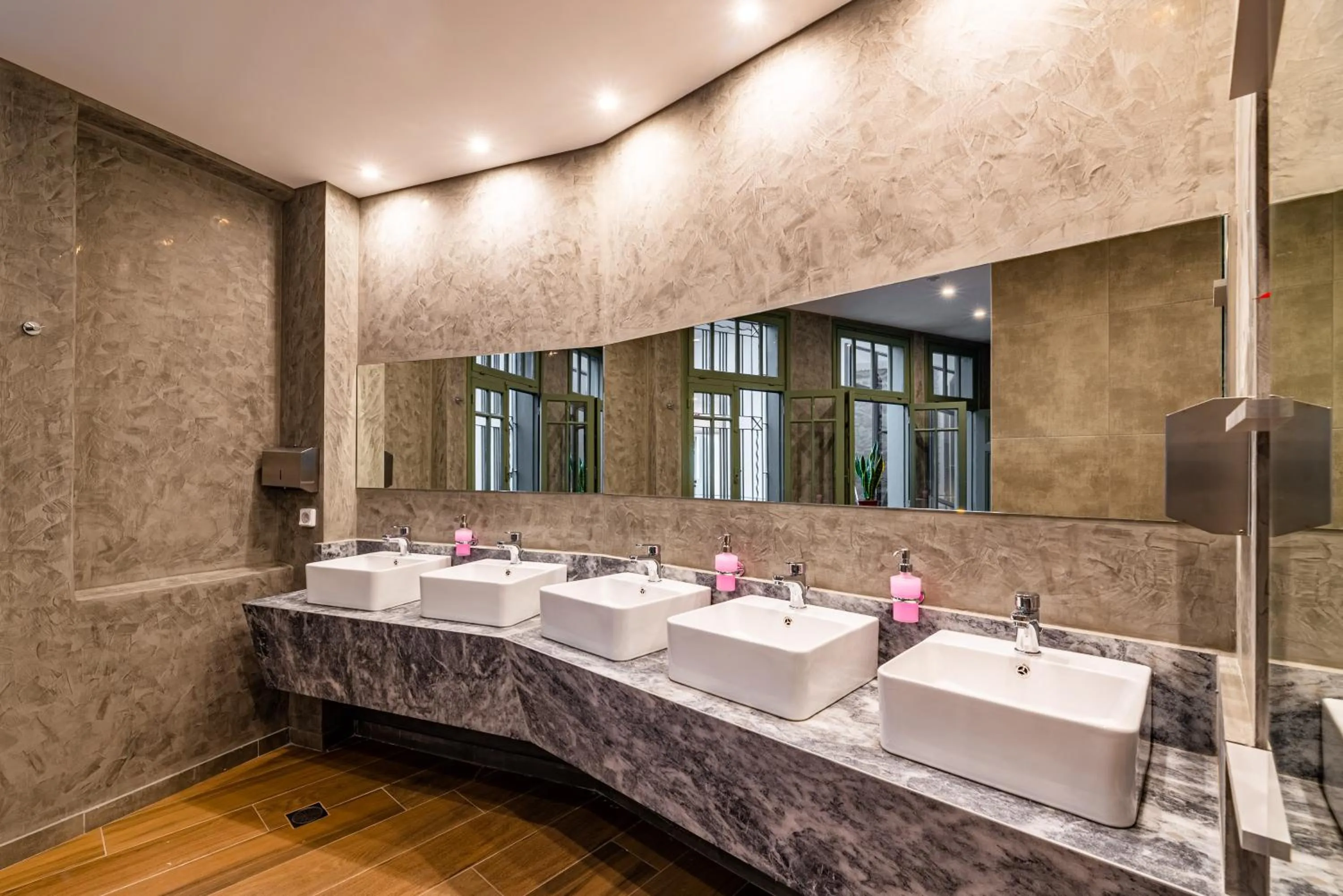 Bathroom in Athens Hub Hostel