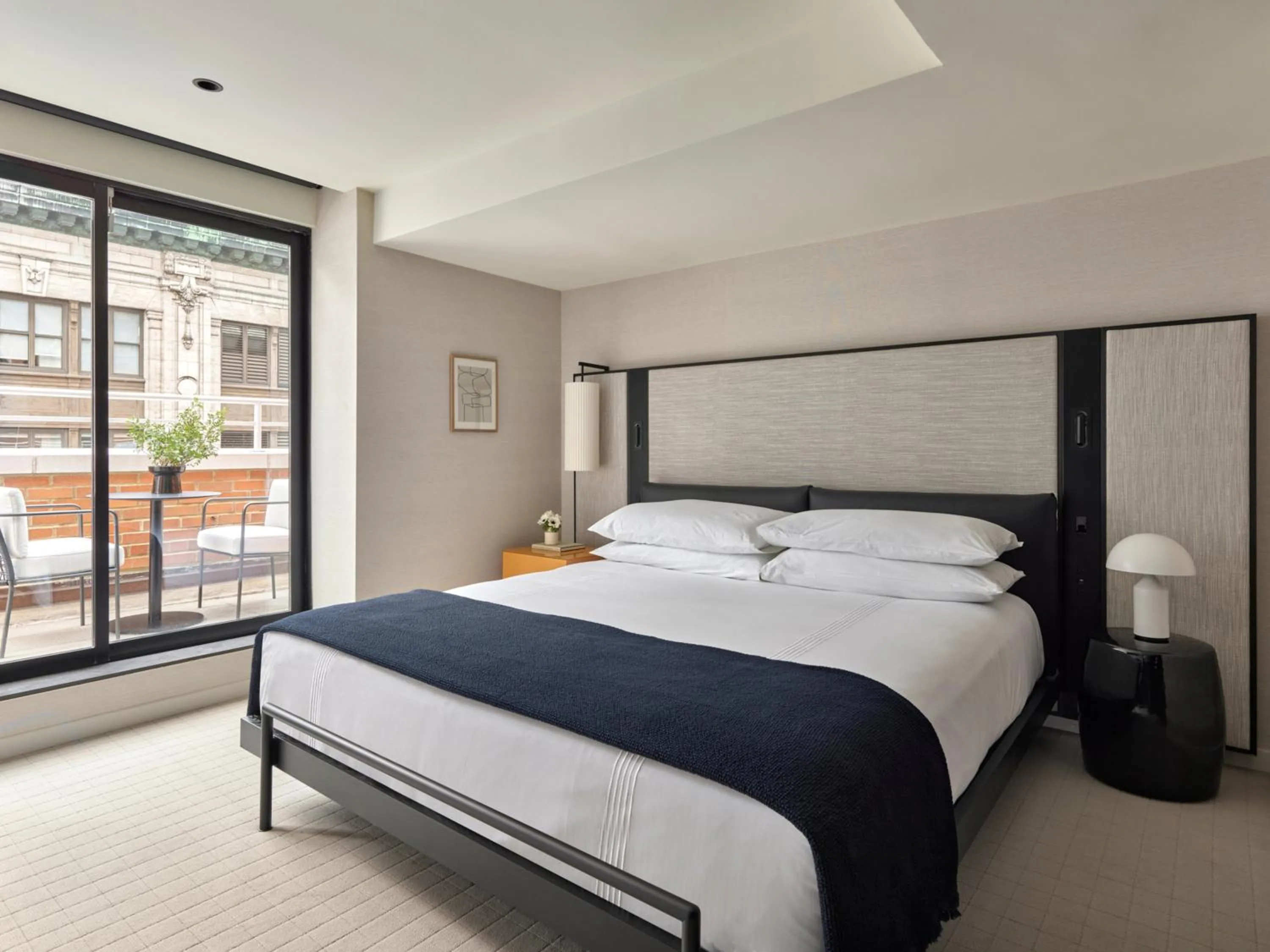 Photo of the whole room, Bed in Hotel AKA NoMad