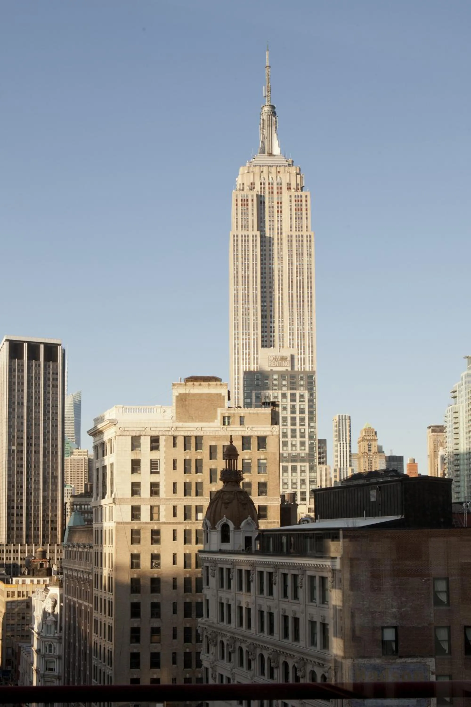 Area and facilities in Broadway Plaza Hotel