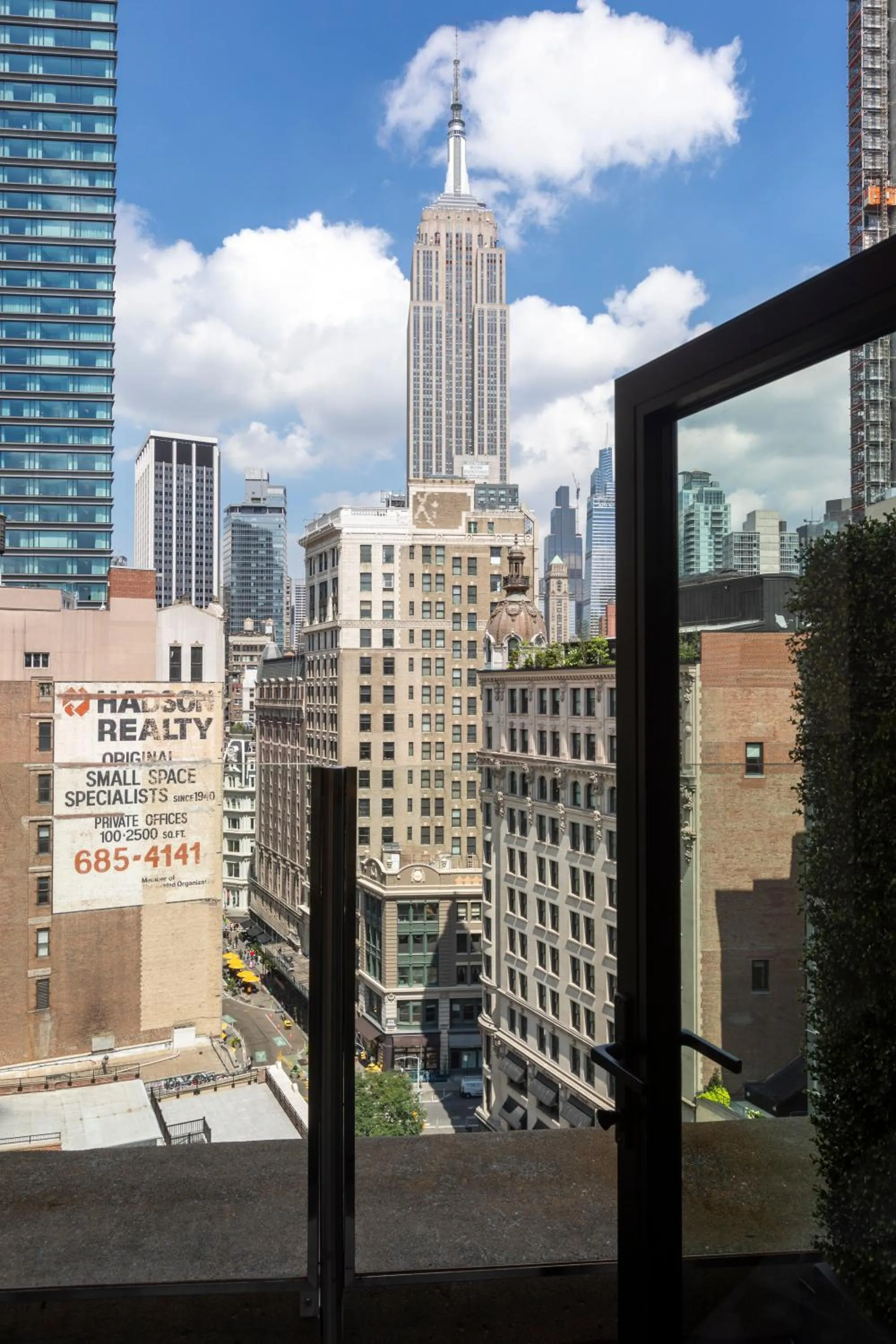 City view in Broadway Plaza Hotel