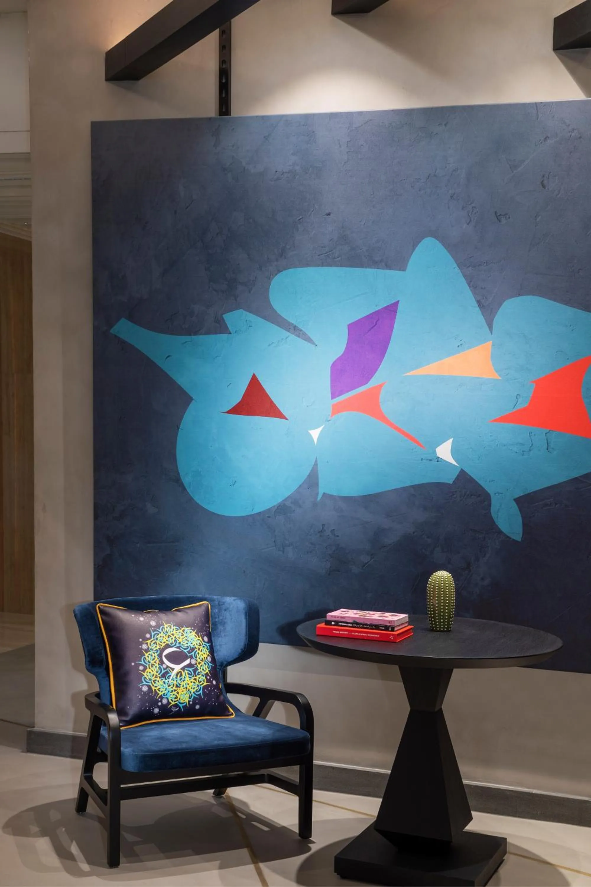 Lounge or bar in Andaz Family Suites by Hyatt- Palm Jumeirah