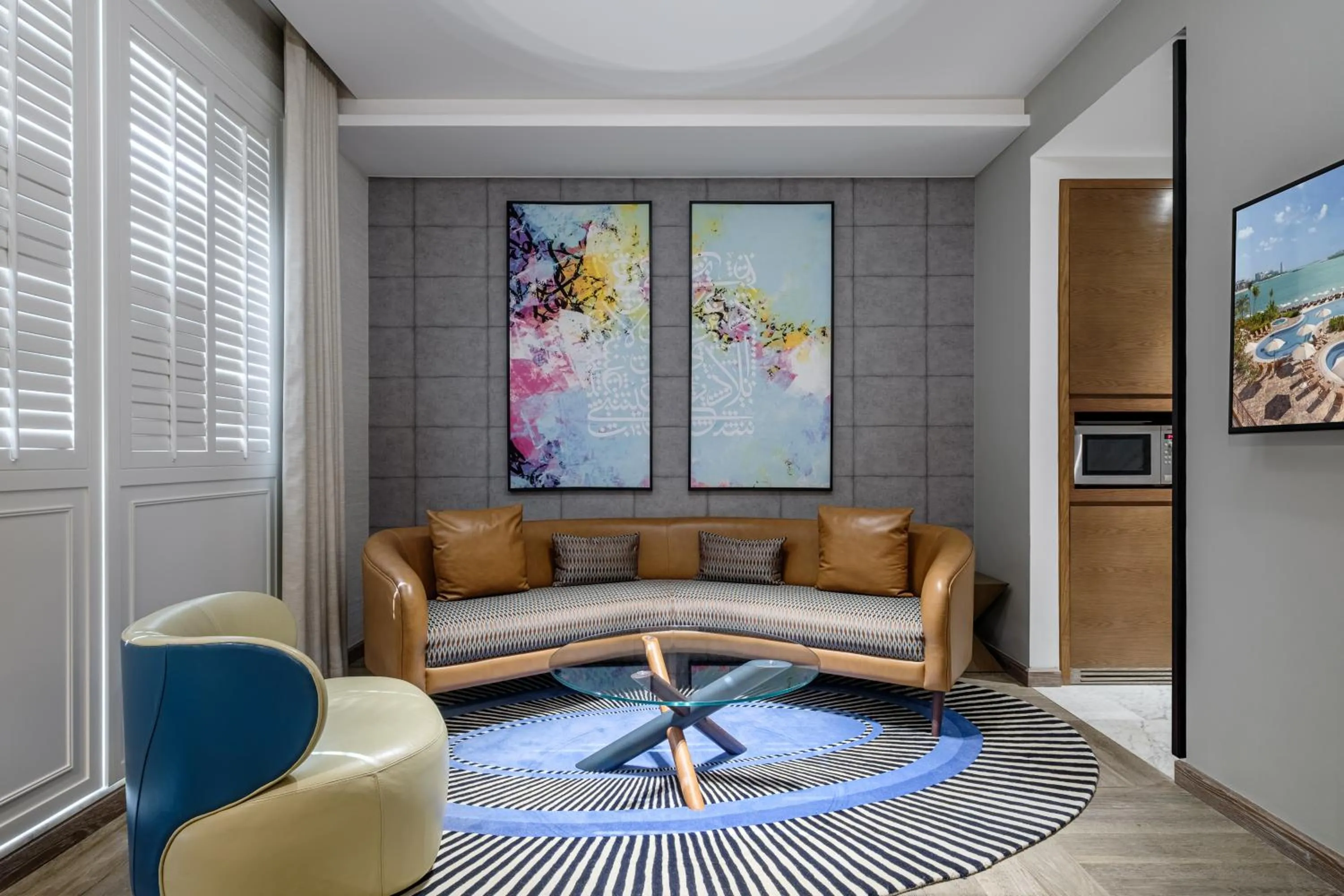 Living room in Andaz Family Suites by Hyatt- Palm Jumeirah