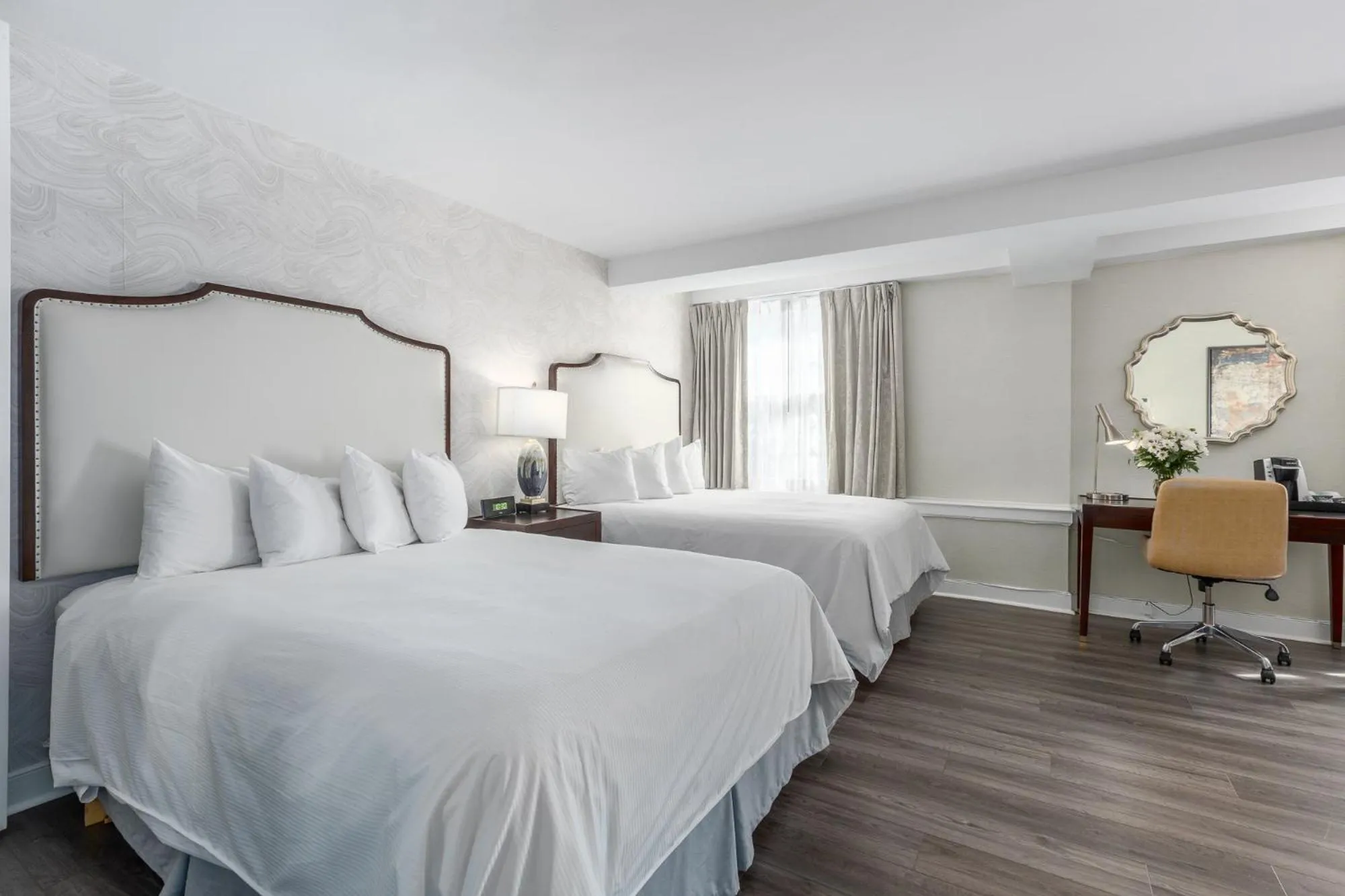 Bed in The Georgetown Inn