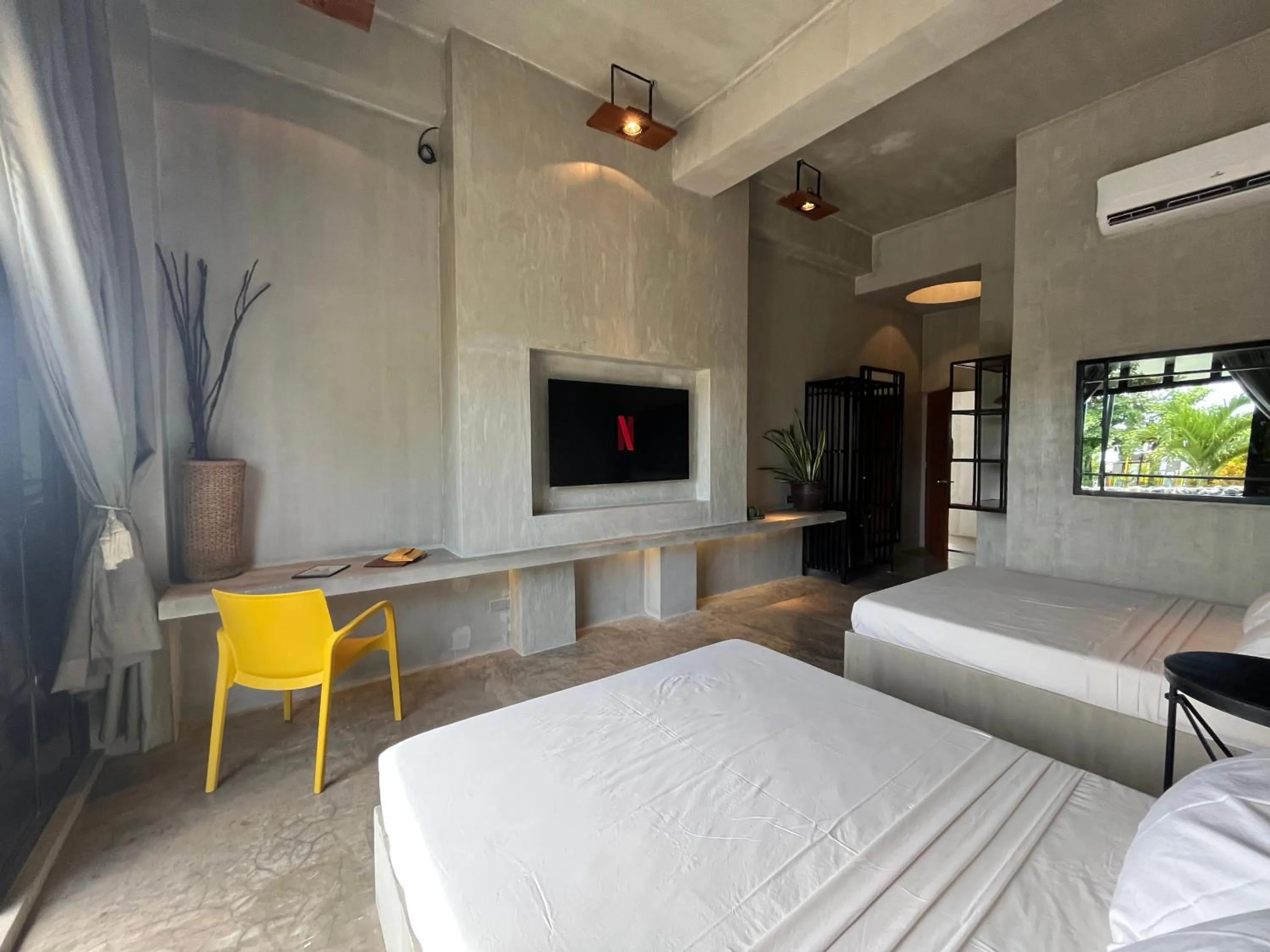 Bed in Vistapaloma beach resort