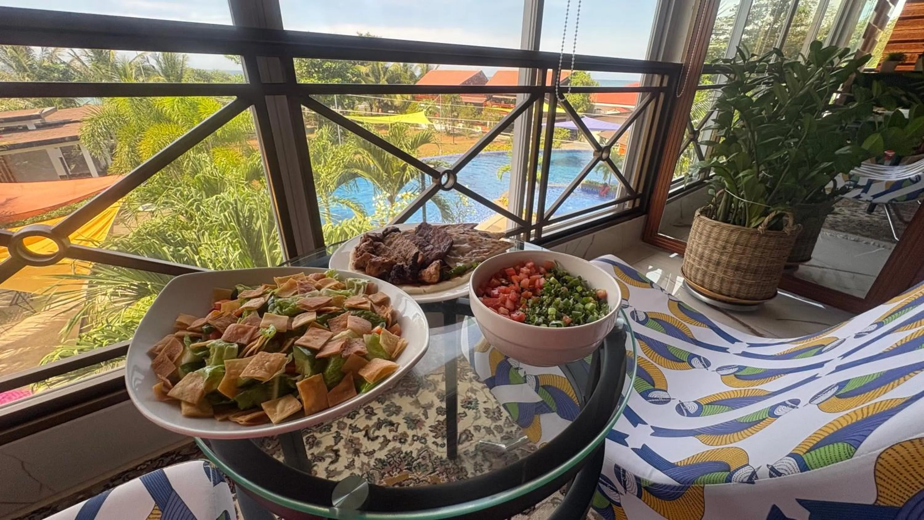 Vistapaloma beach resort