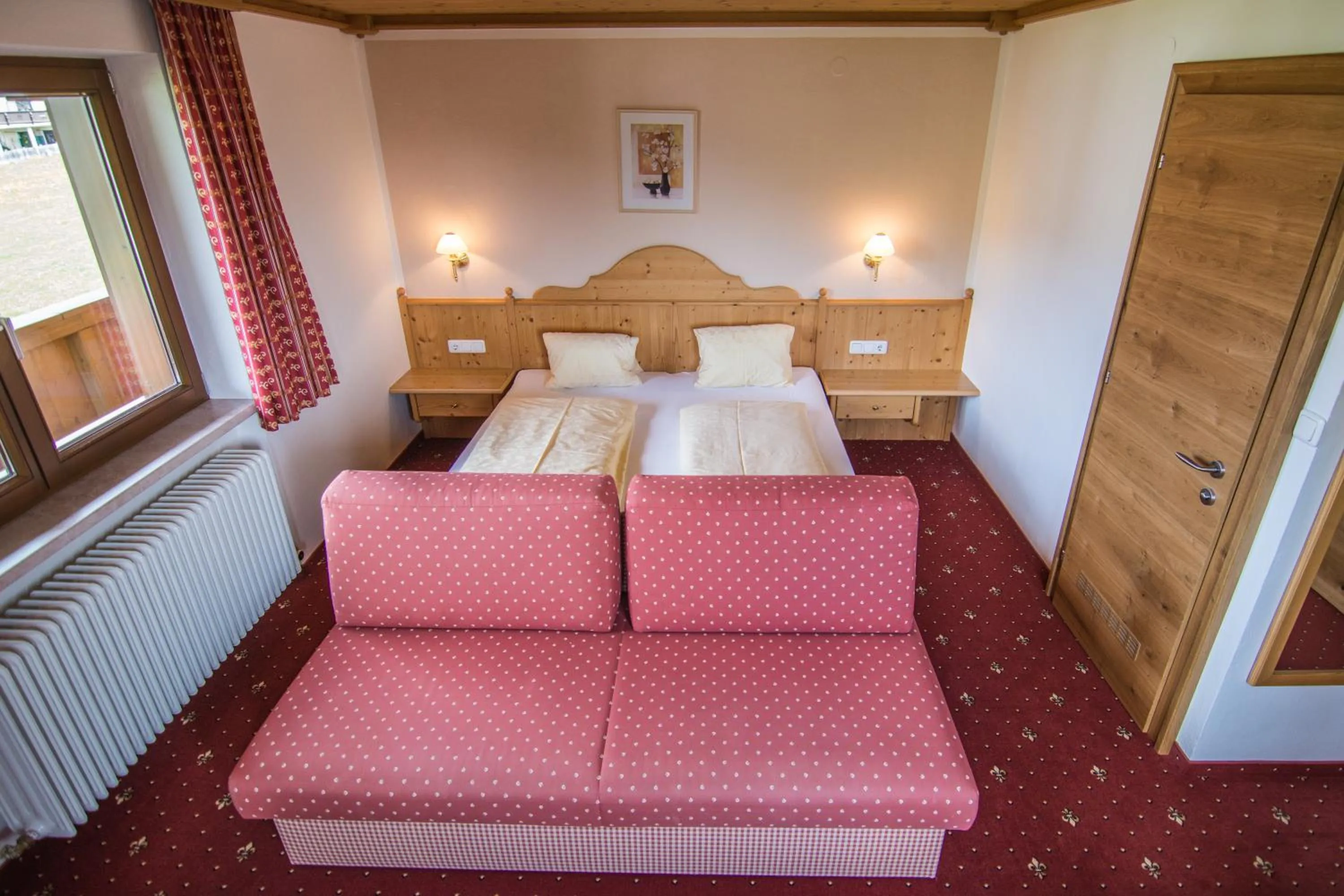 Seating area, Bed in Frühstückspension Samerhof