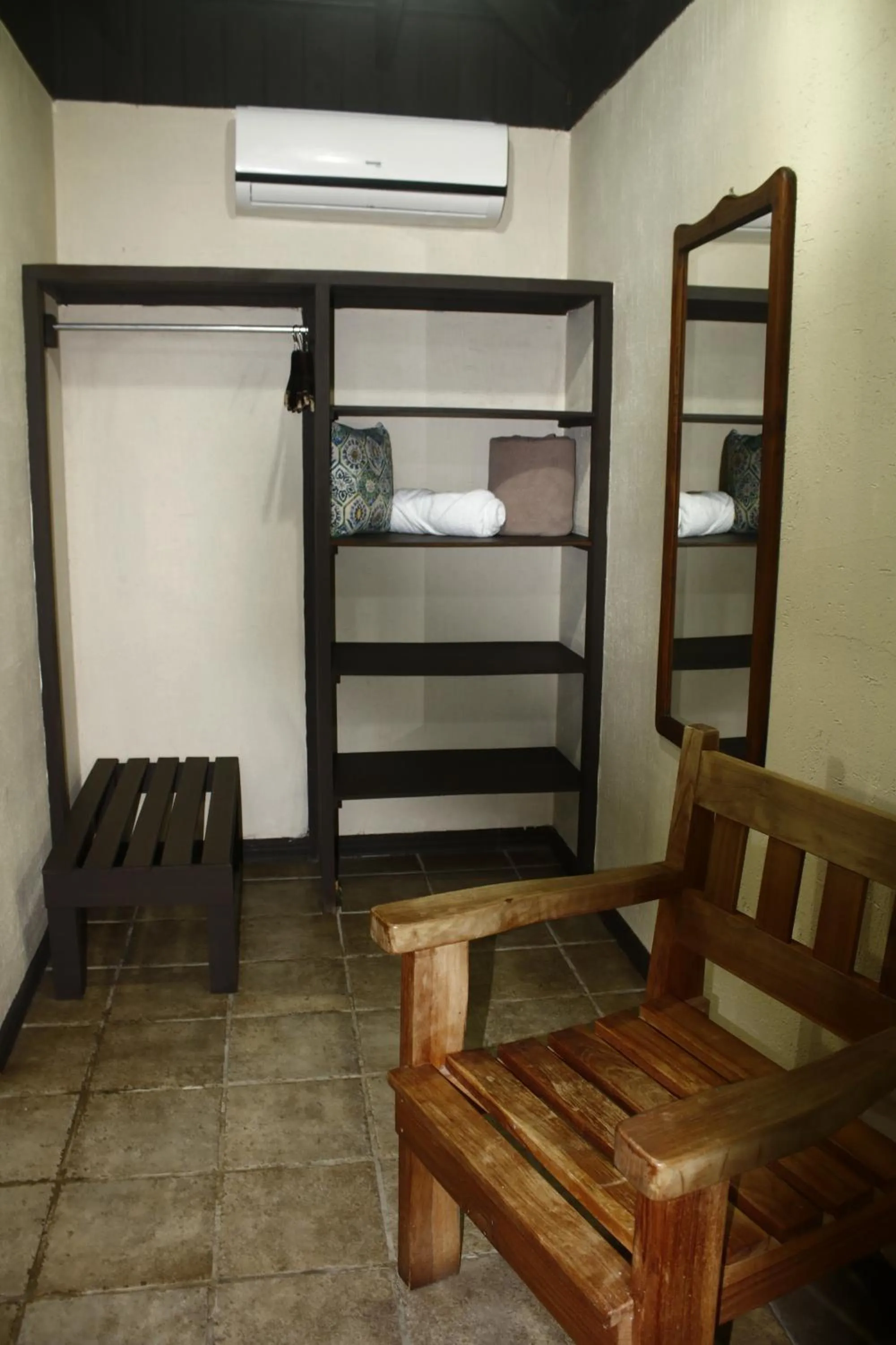 furniture in Cañon de la Vieja Lodge