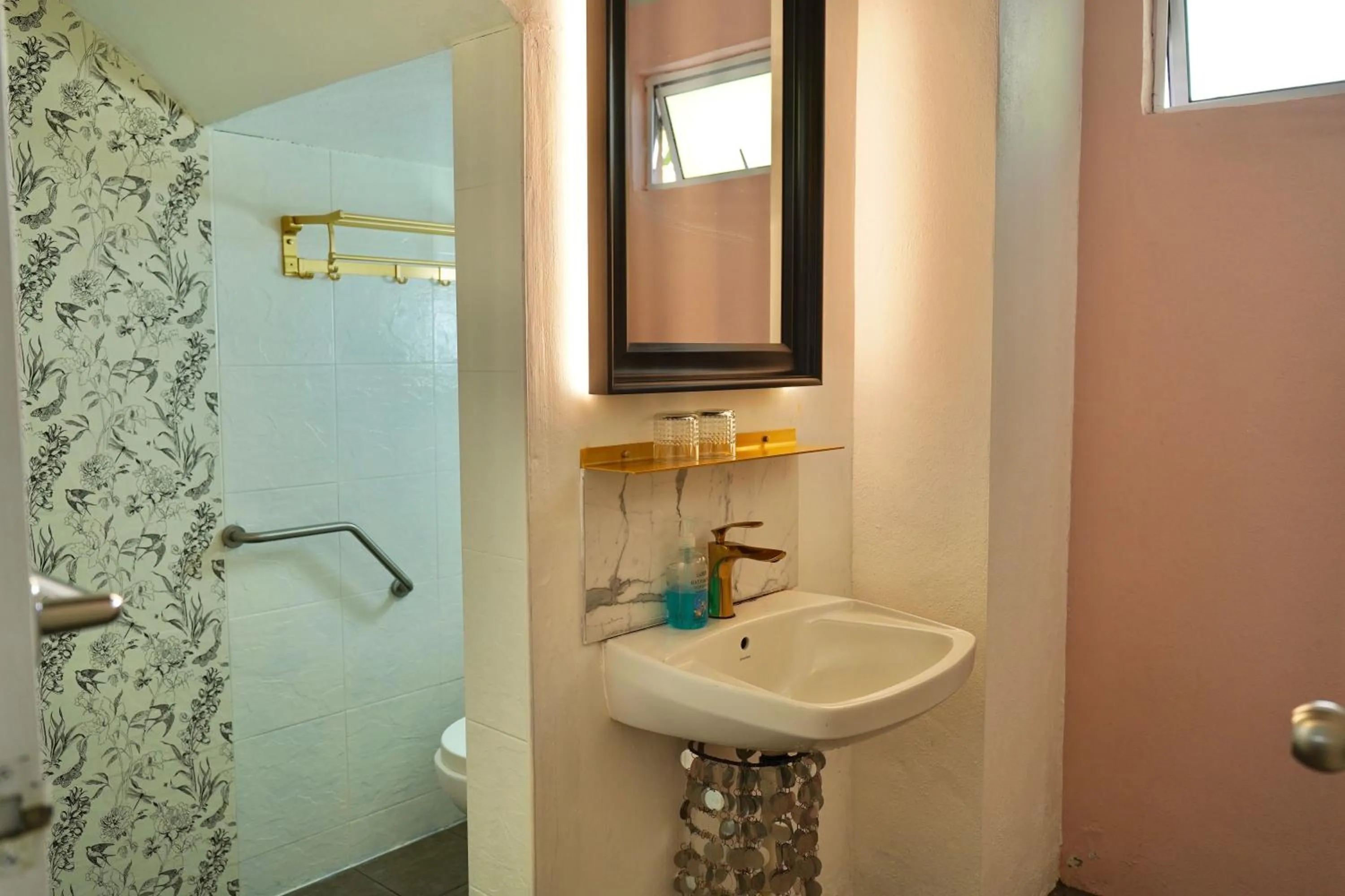 Smell rose beach garden花语海沙滩花园