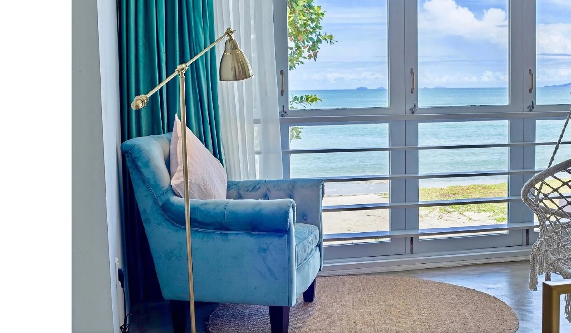 Smell rose beach garden花语海沙滩花园