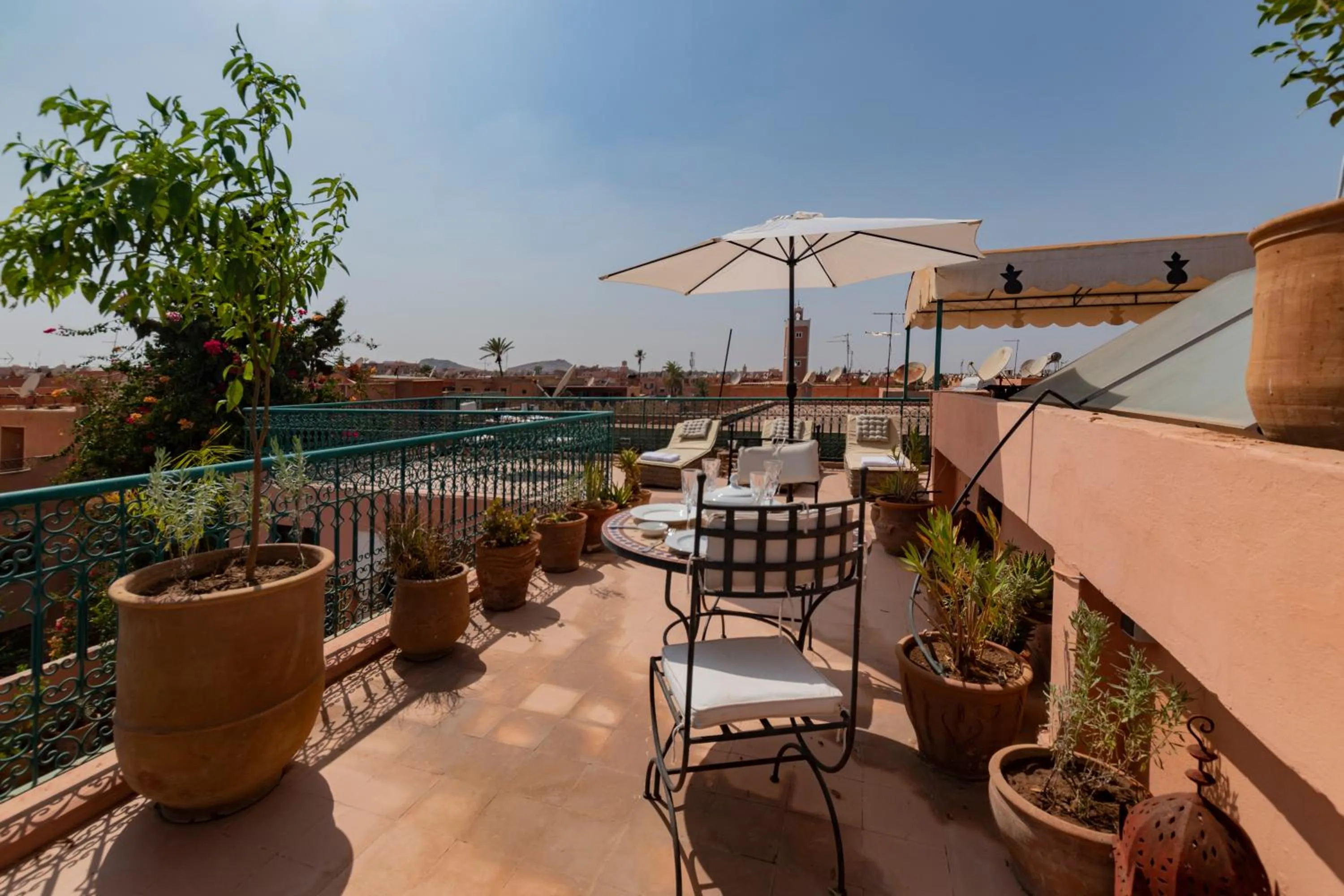 Patio in Villa Soraya Hammam & Jacuzzi