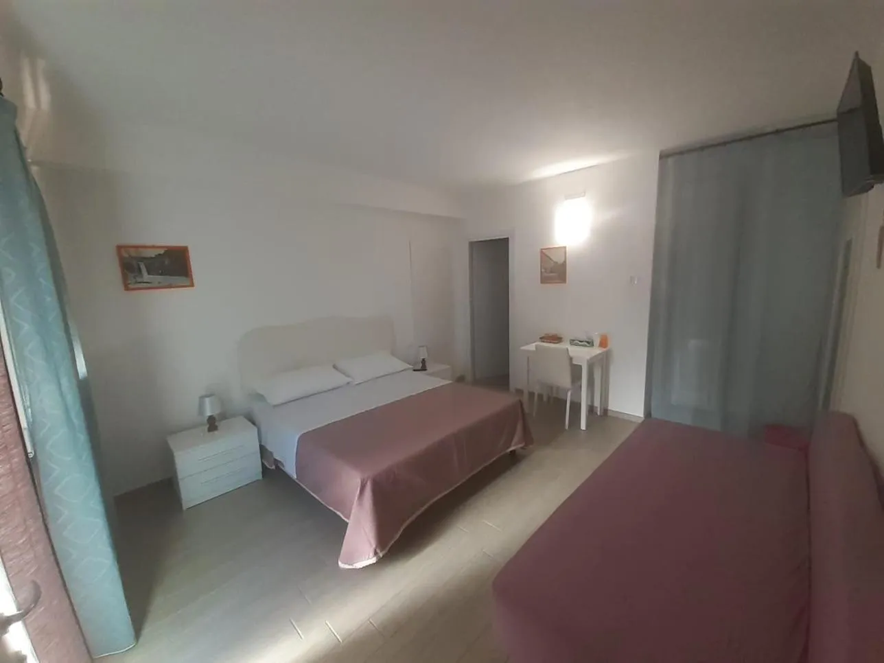 Bed in B&B Porta Romana Amelia