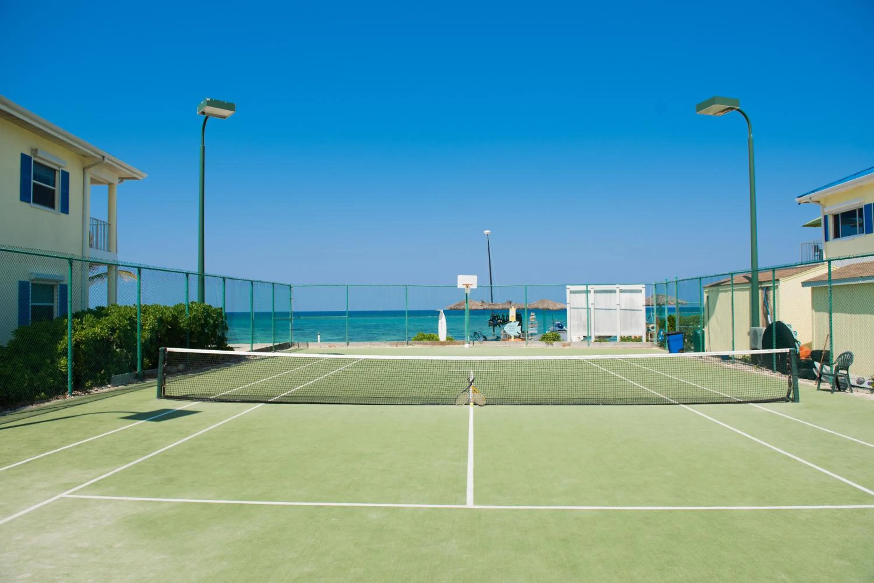 Tennis court in Wyndham Reef Resort, Grand Cayman