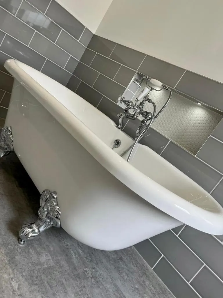 Bathroom in Fife Lodge Hotel