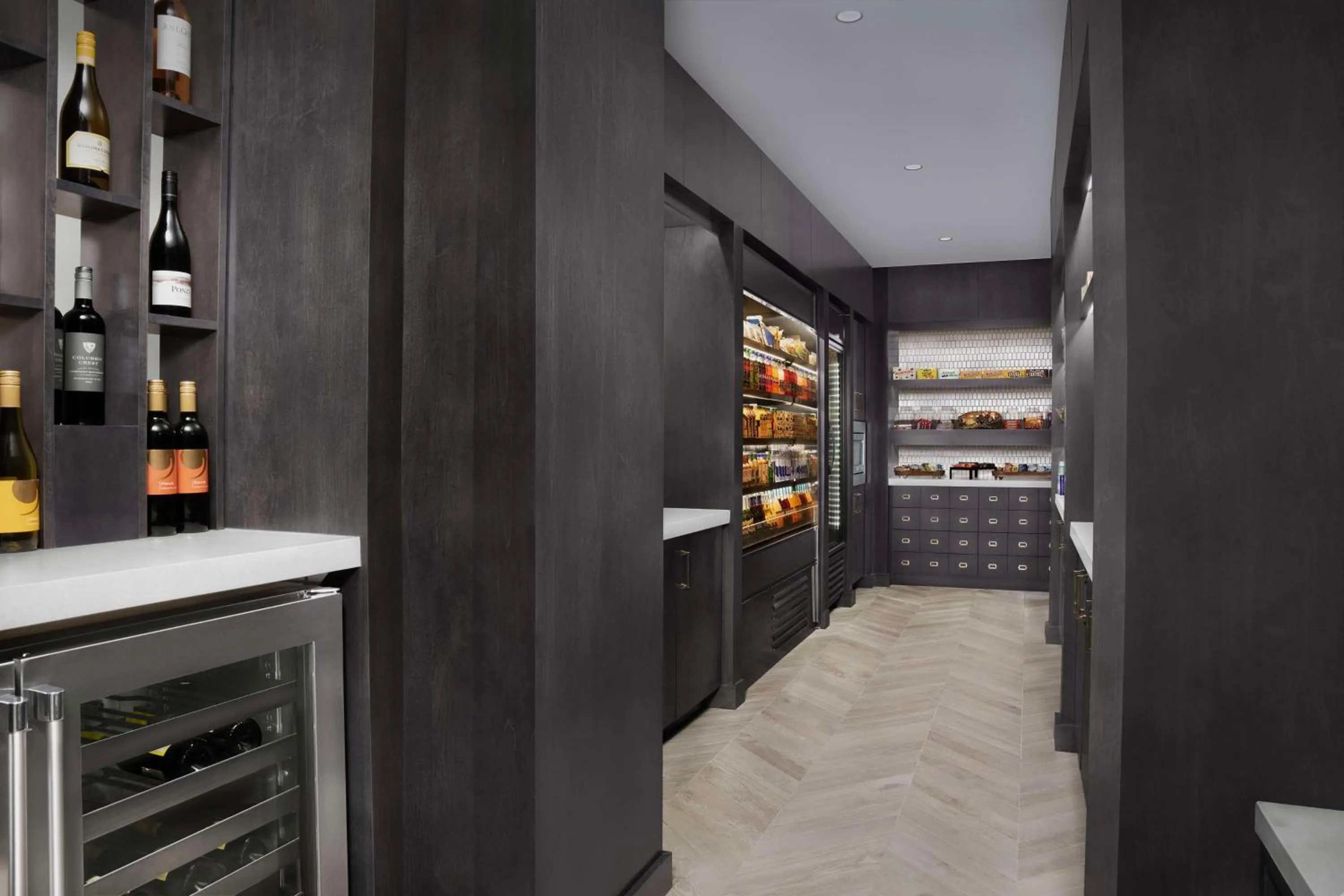 Property building in Hilton Washington DC Capitol Hill