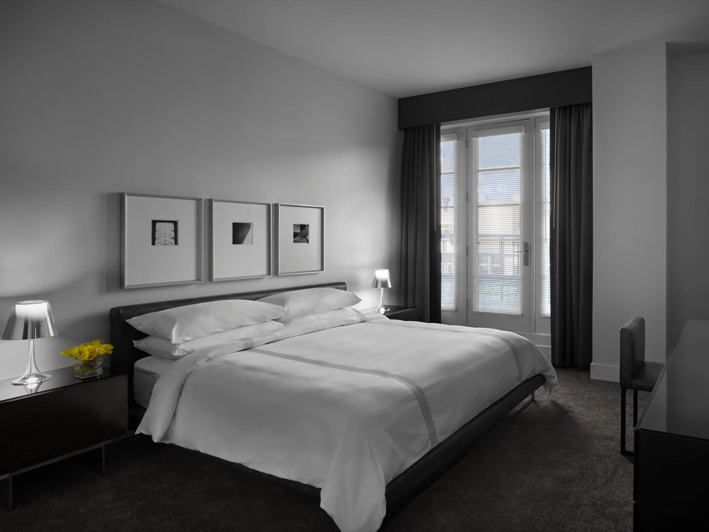 Bed in AKA White House