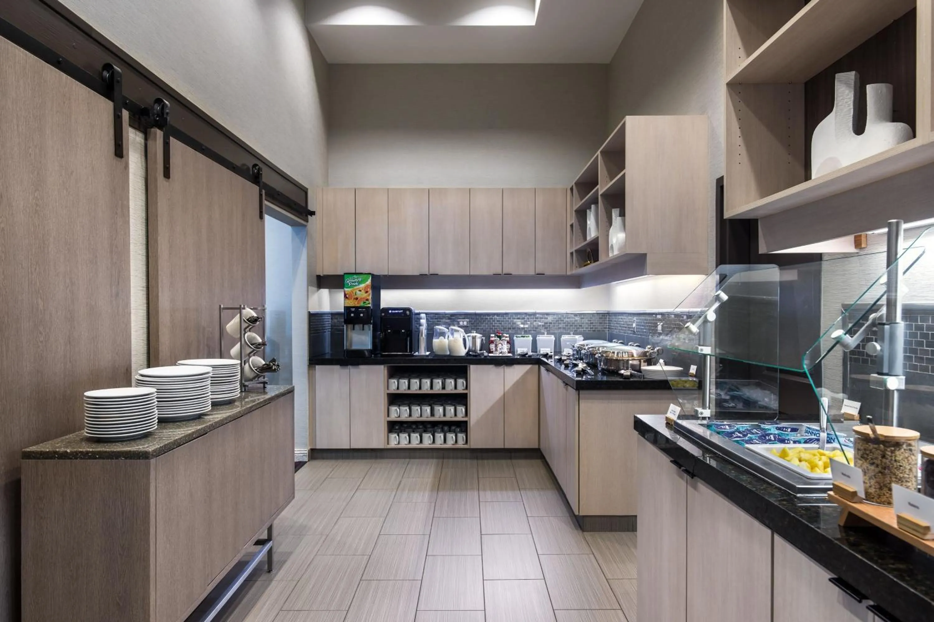 Breakfast in Residence Inn by Marriott Tempe Downtown/University