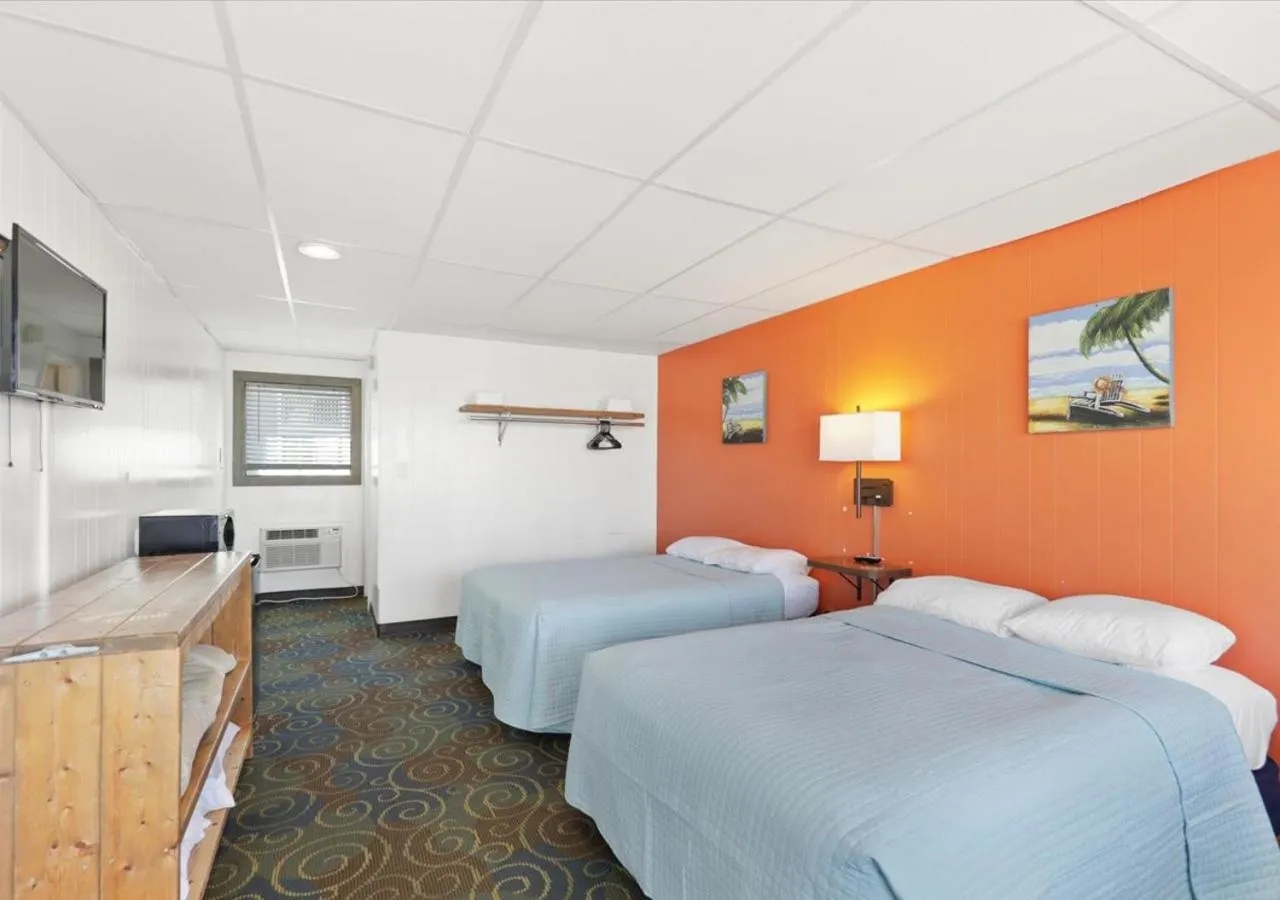 Bed in Blue Wave Inn - Ocean City