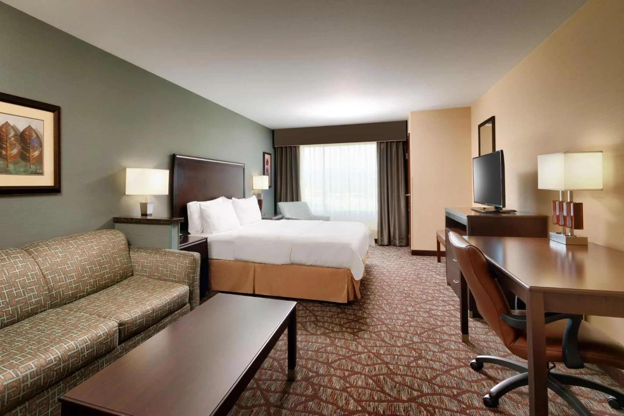 Photo of the whole room, Bed in Holiday Inn Express Hotel & Suites Butte by IHG