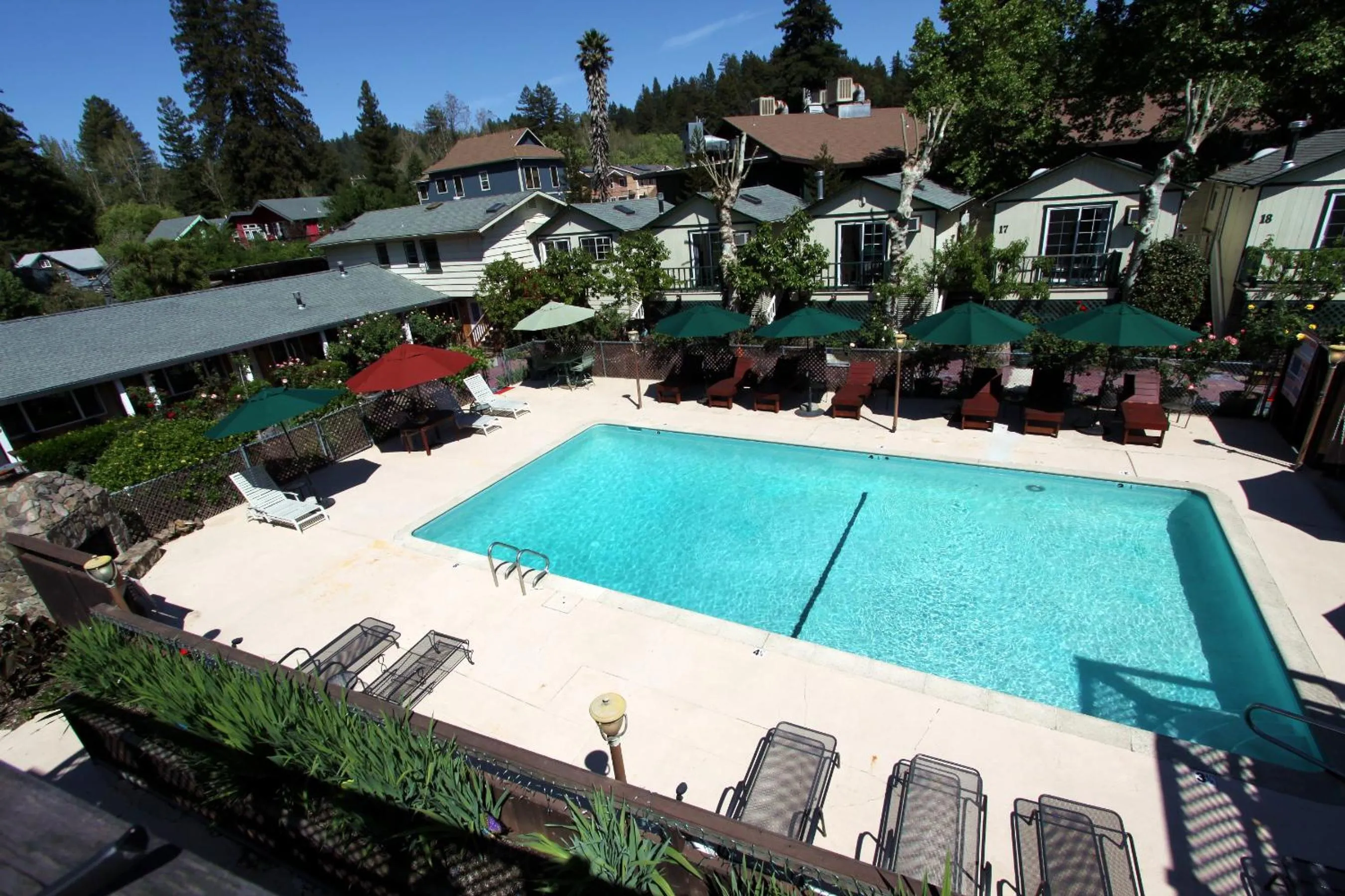 The Woods Hotel - Gay LGBTQ Cabins