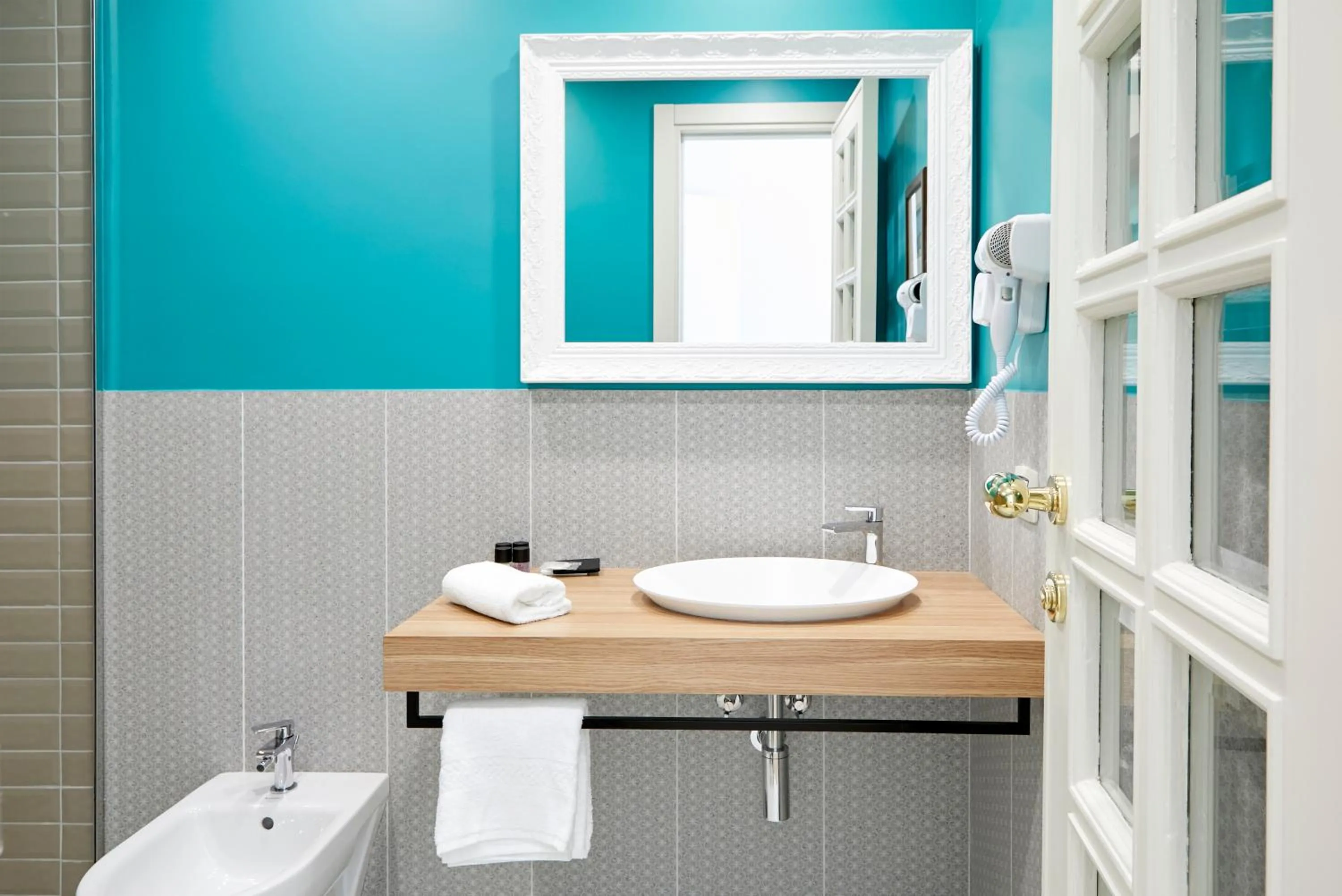 Bathroom in Casa Vittoria Napoli - Santa Lucia