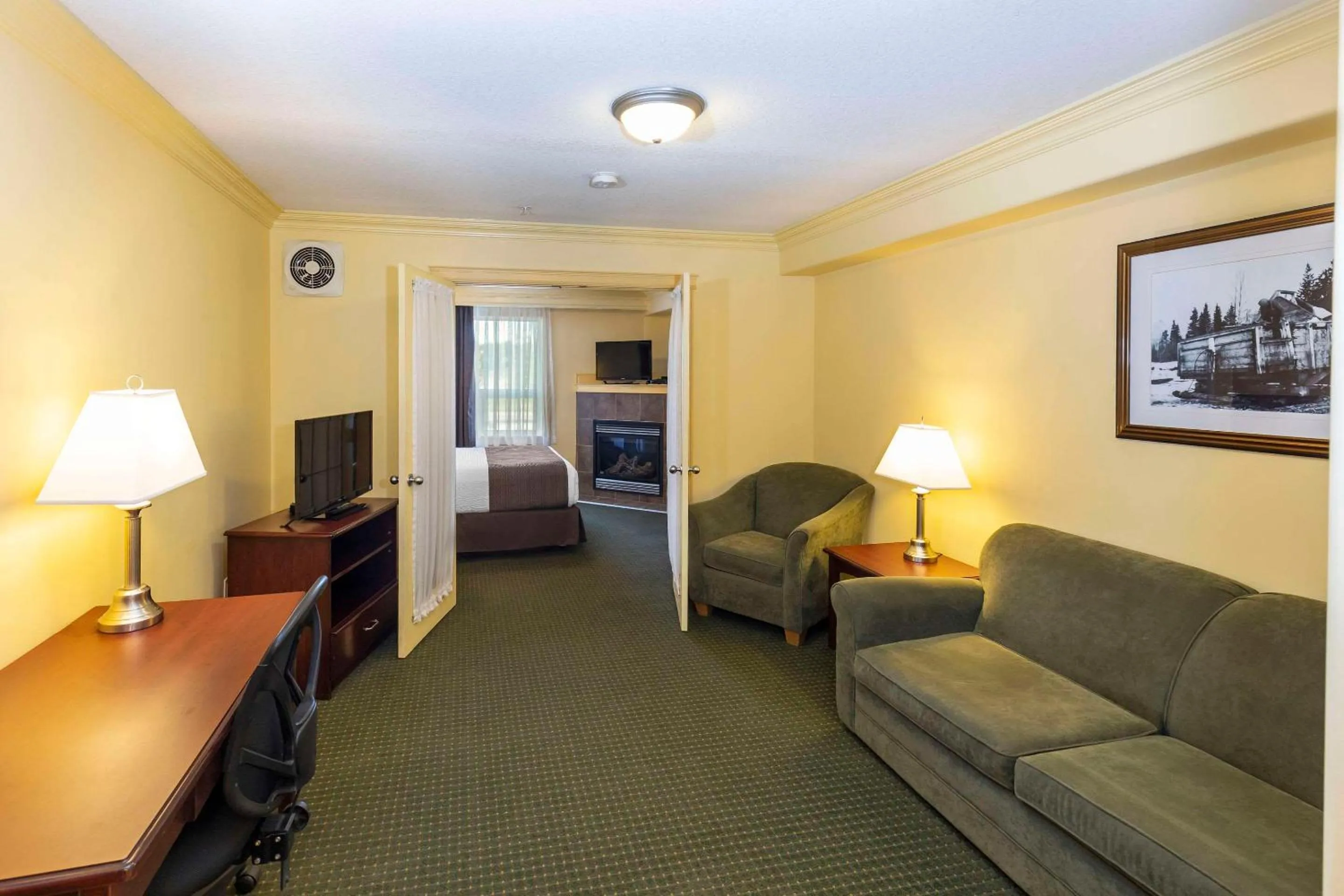 Bedroom, Bed in Quality Inn & Suites