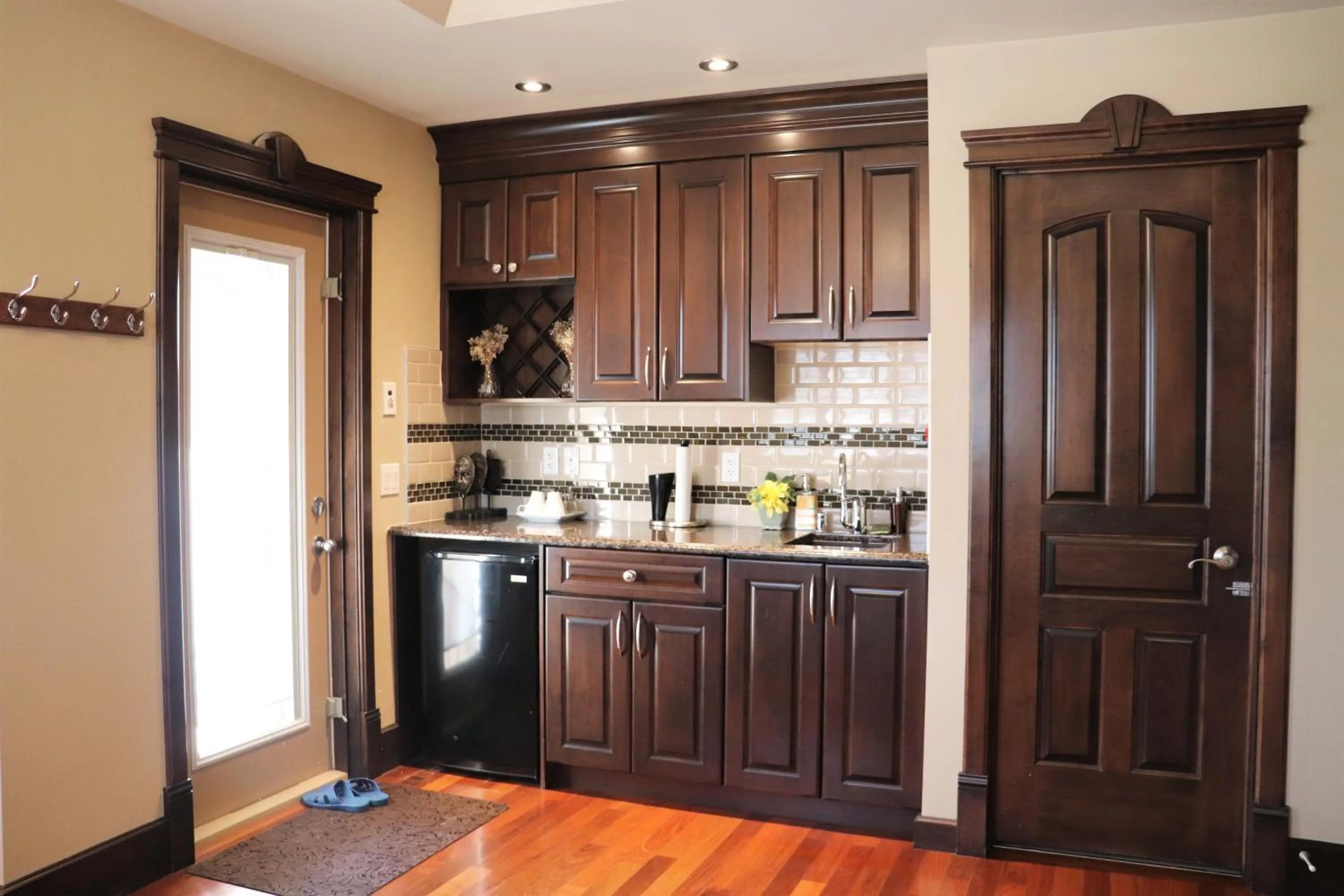 Bed in Westmount River Inn