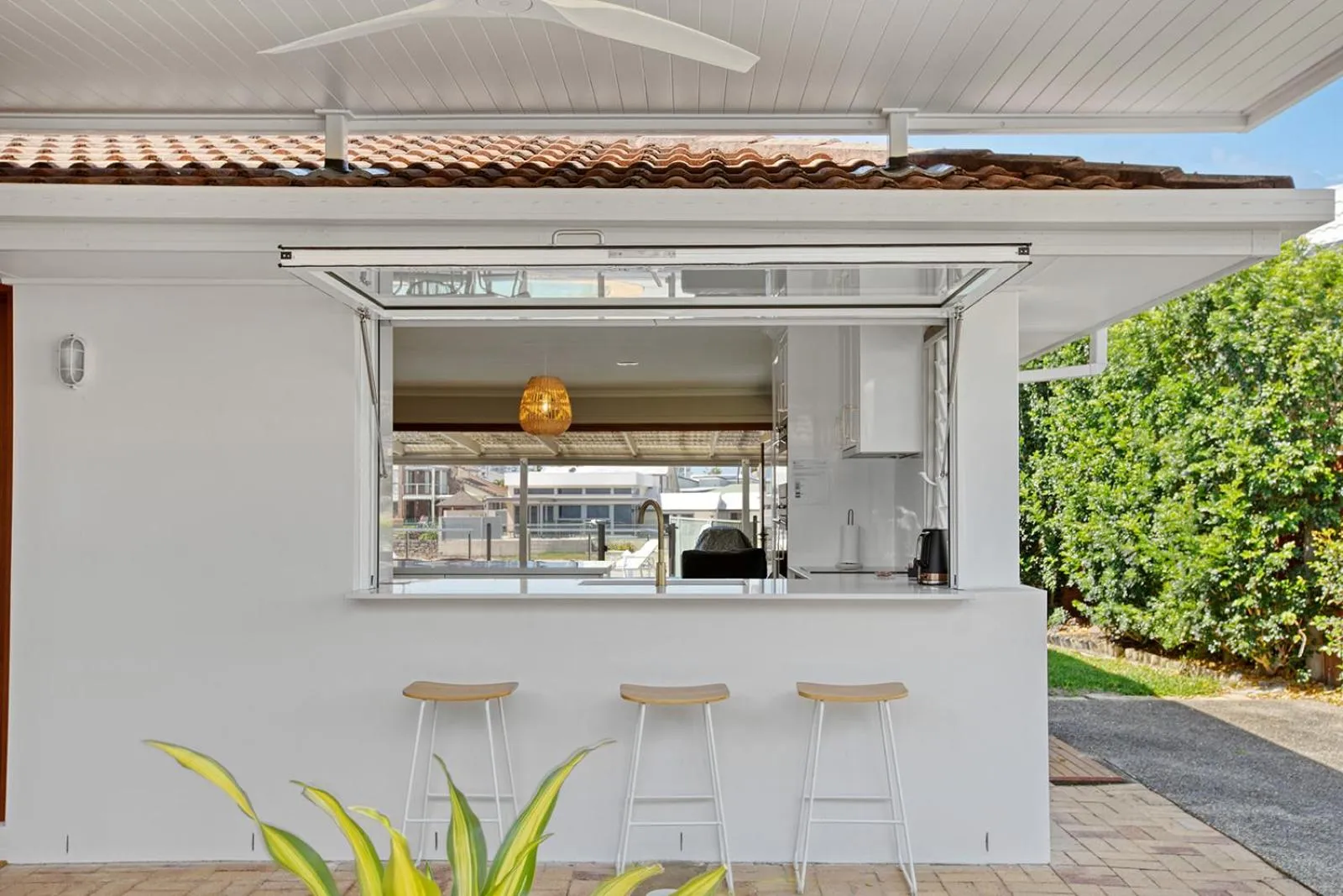 Property building in Saltwater Villas - Pet Friendly Accommodation