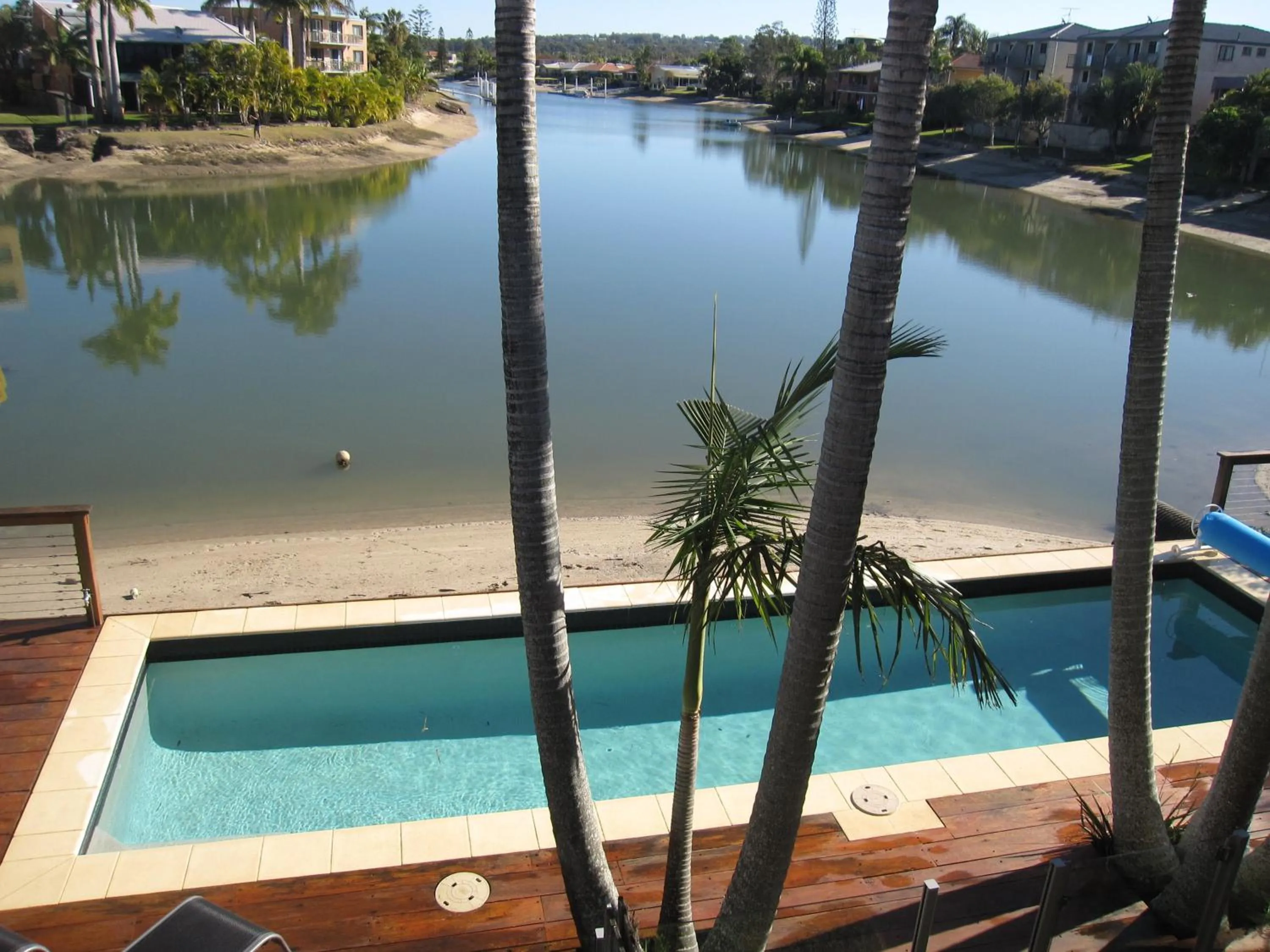 Property building in Saltwater Villas - Pet Friendly Accommodation