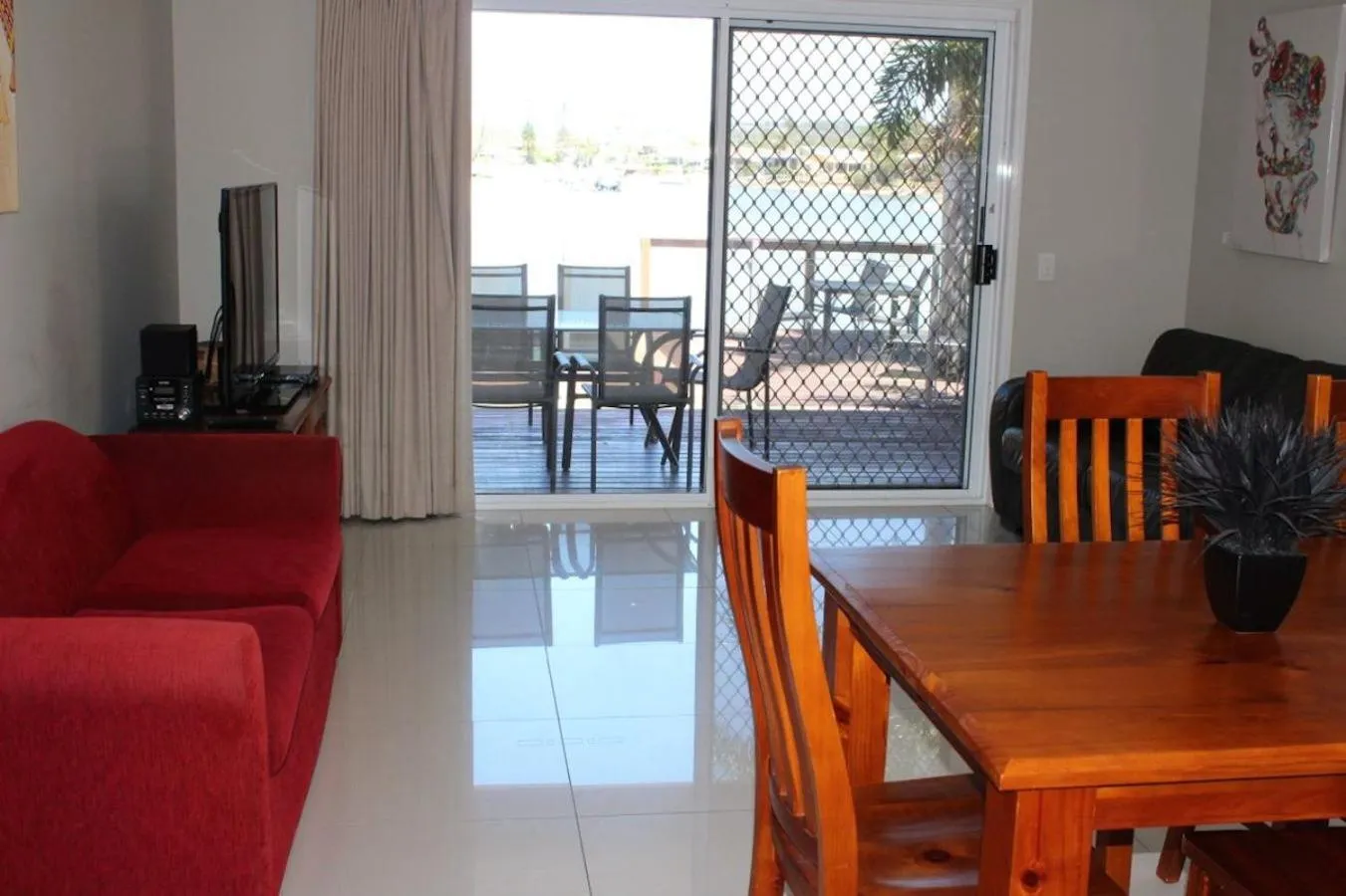 Property building in Saltwater Villas - Pet Friendly Accommodation