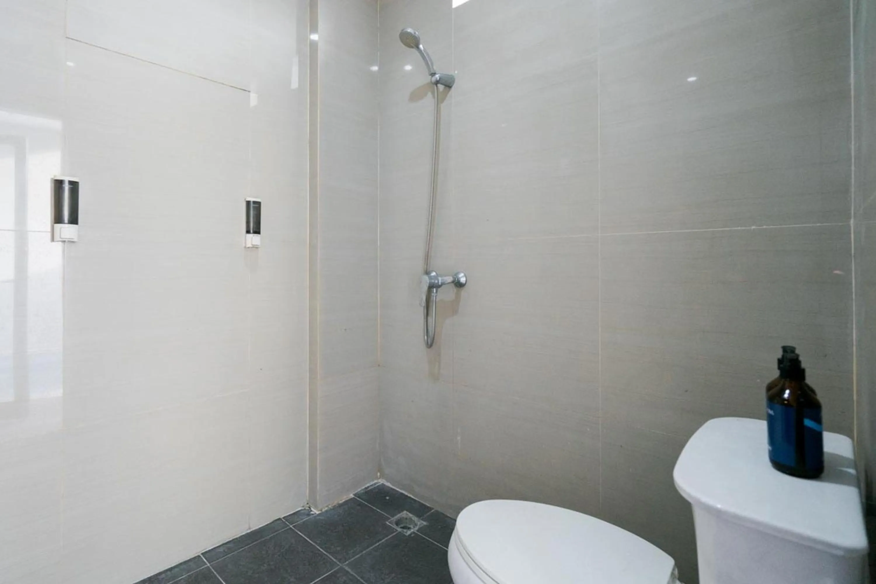 Bathroom in Townhouse Sanur