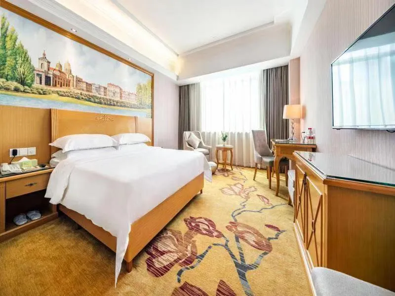 Bed in Vienna Hotel Banxuegang Road