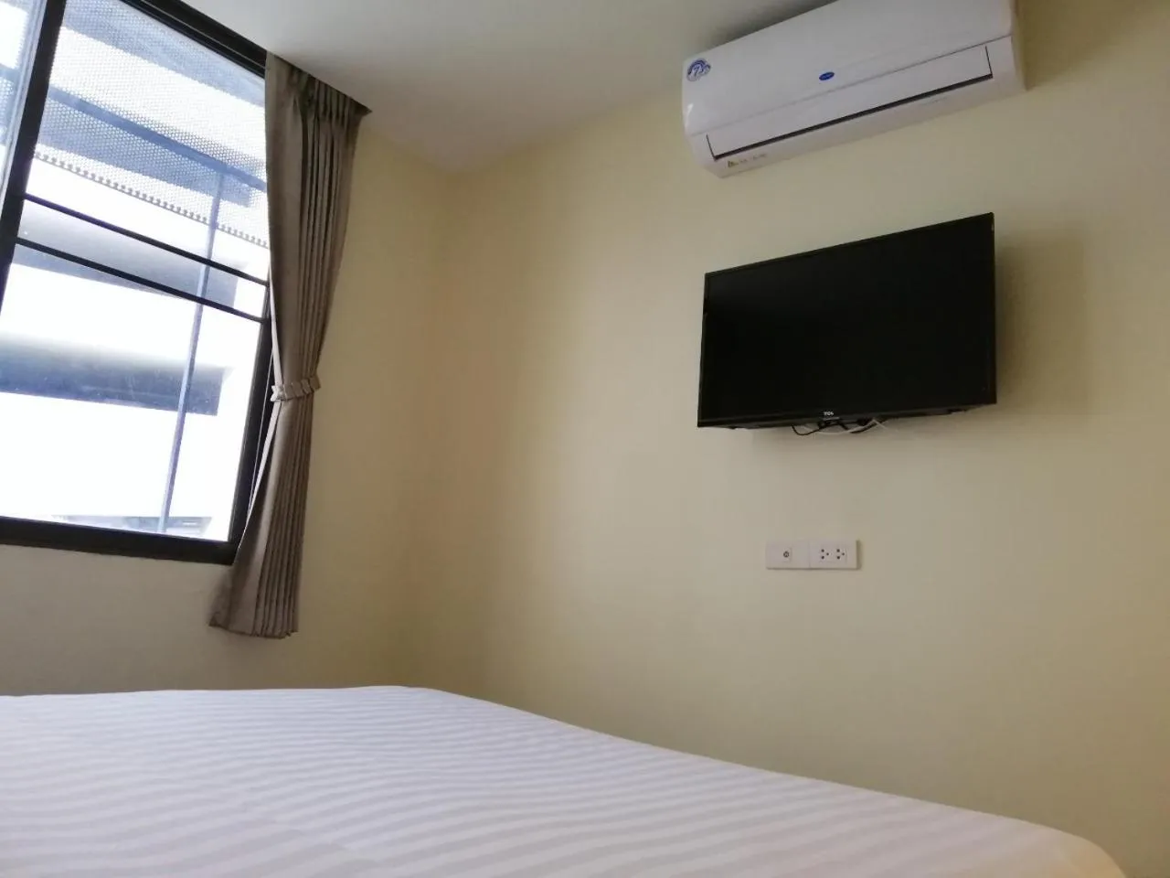 TV and multimedia in The Marble Hostel