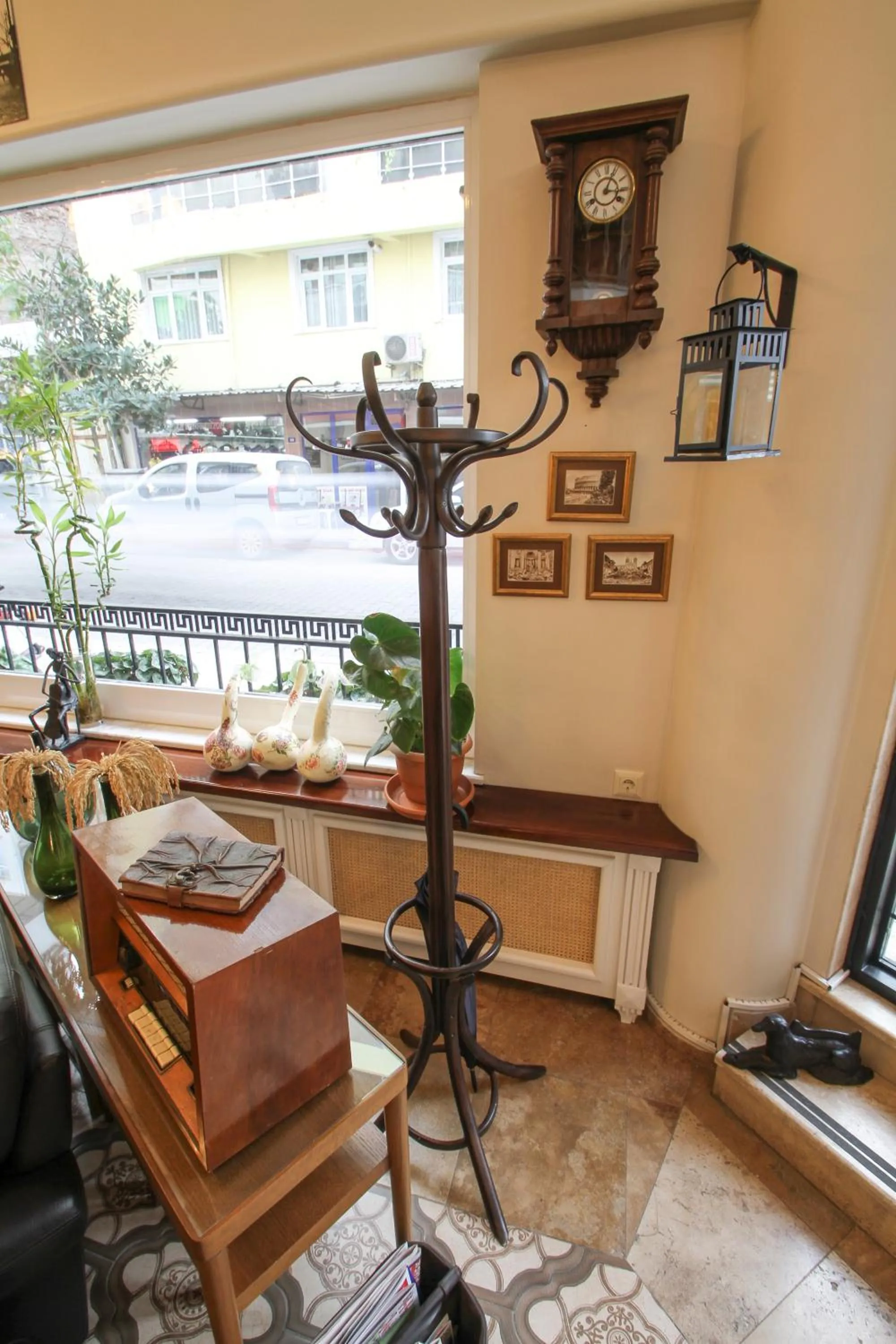 Decorative detail in Biga Palas Hotel