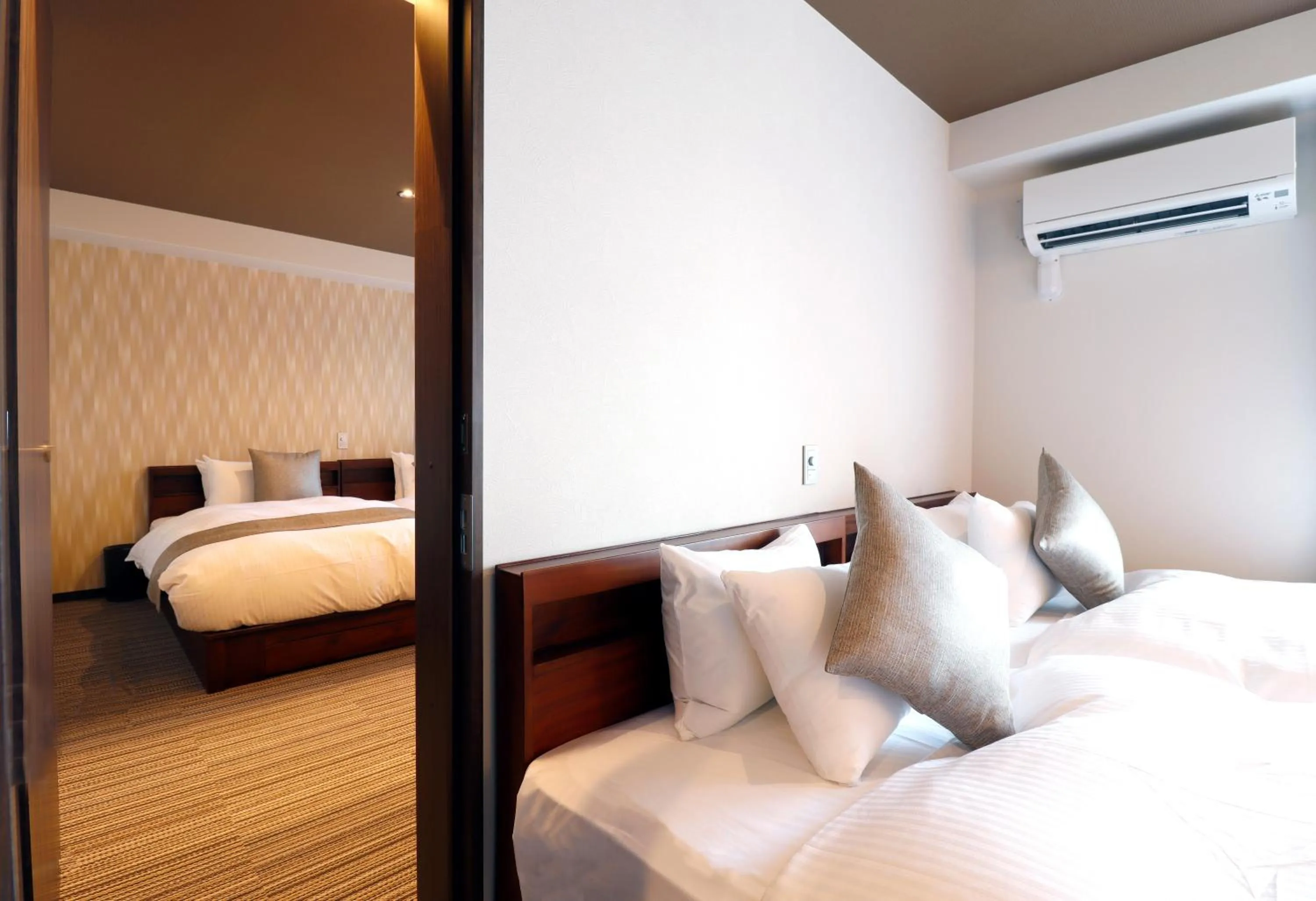 Photo of the whole room, Bed in Stay SAKURA Kyoto TSUBAKI